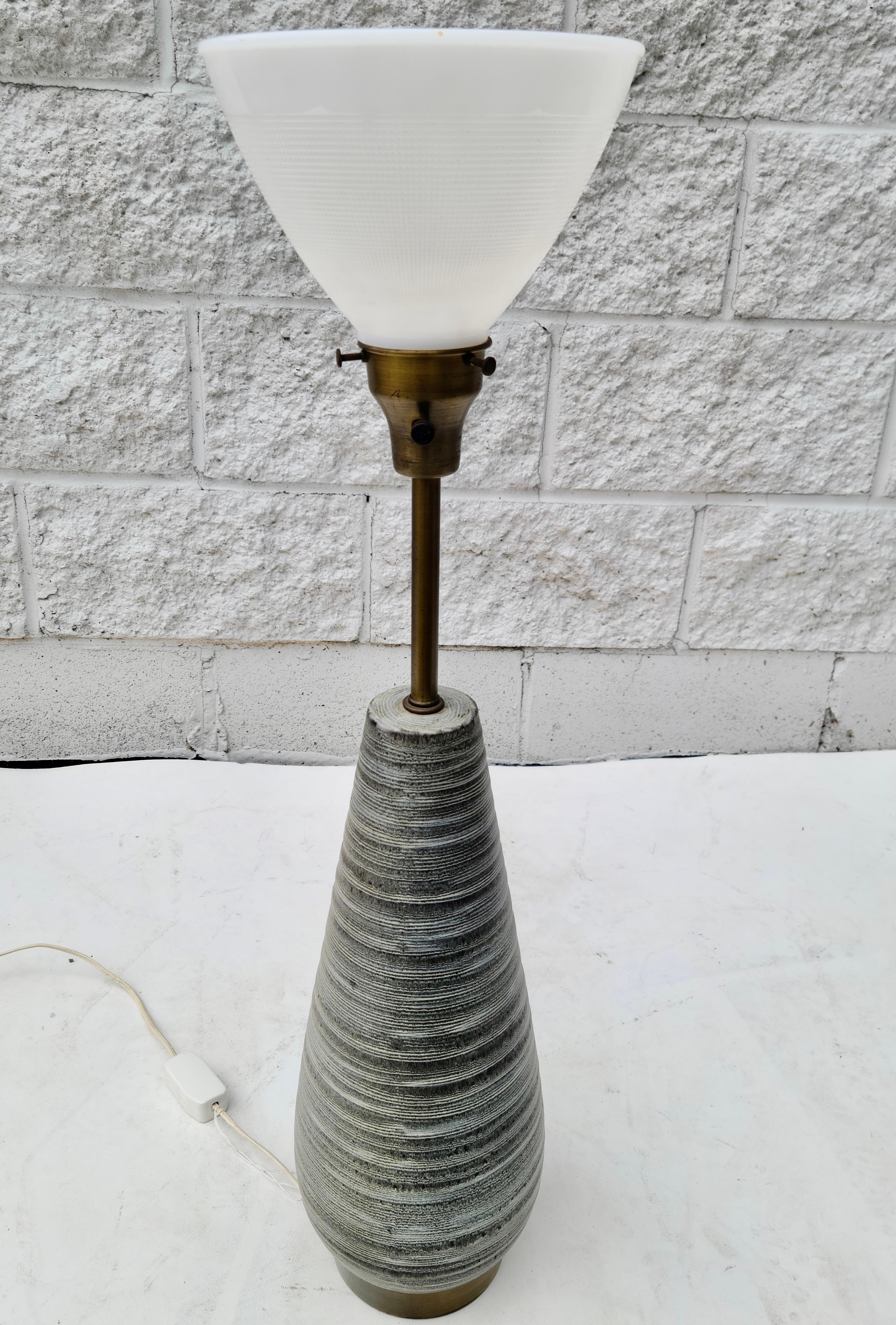 Raymor Ceramic Table Lamp in the style of Paul McCobb Ursula Meyer For Sale 6