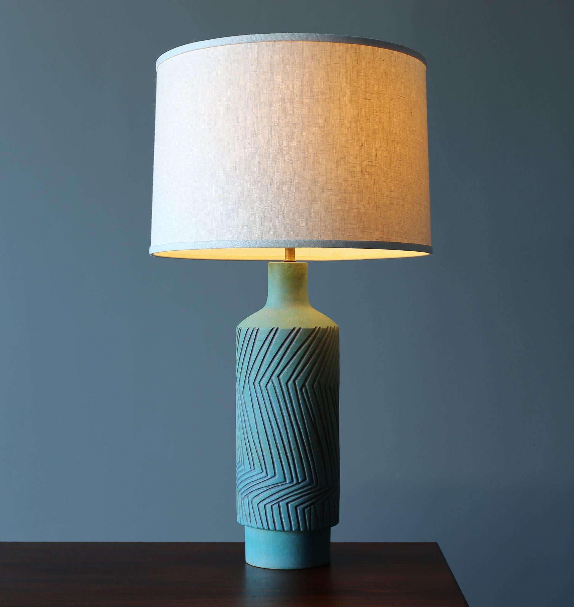 Raymor Ceramic Table Lamp, Italy, c.1960 For Sale 3
