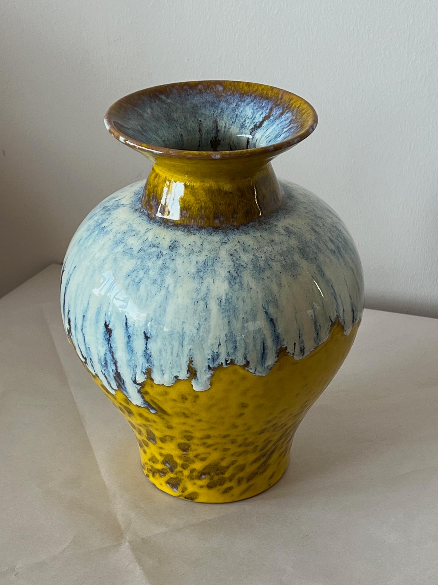 Raymor-Keramikvase, hergestellt in Italien, ca. 1970er Jahre im Angebot 3