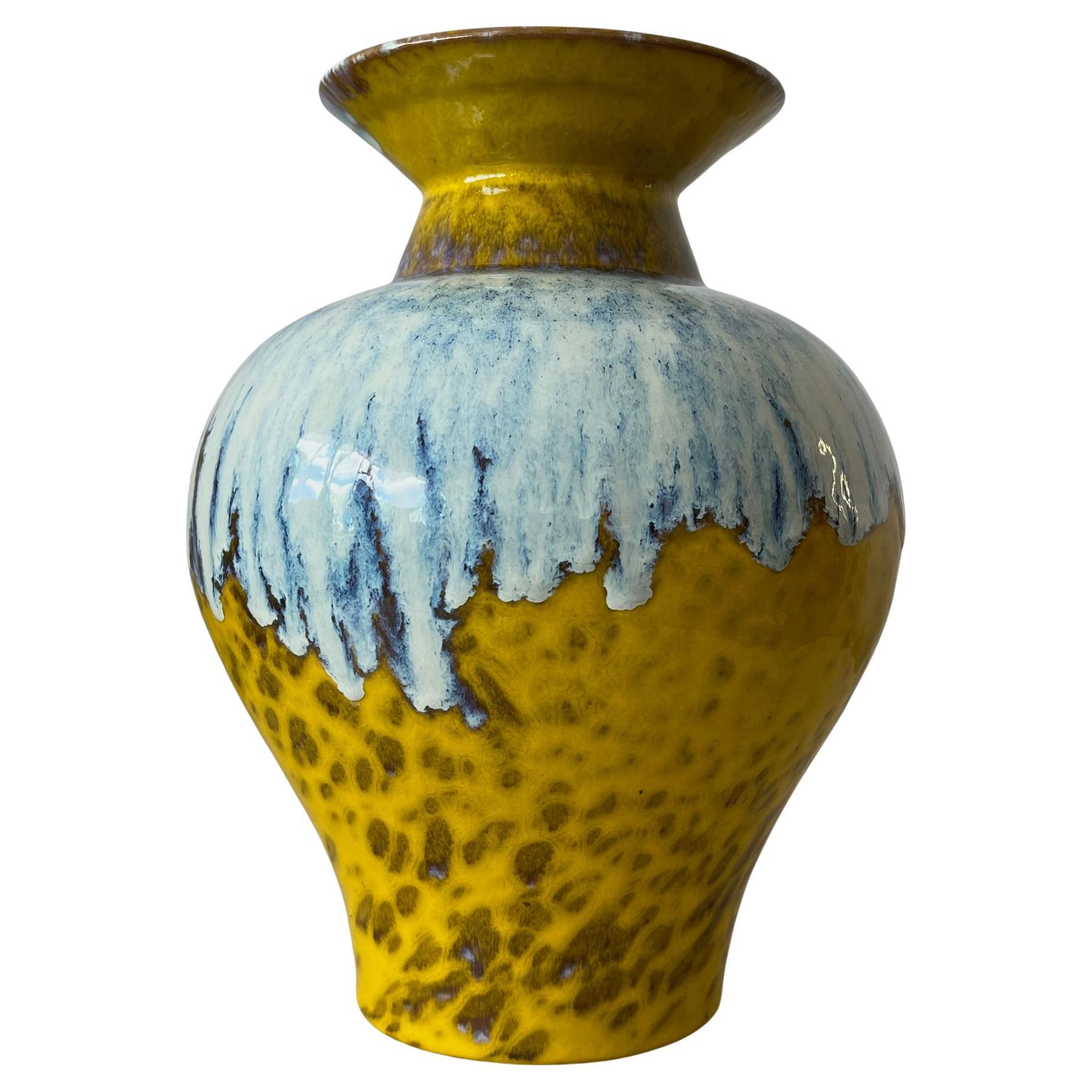 Raymor-Keramikvase, hergestellt in Italien, ca. 1970er Jahre im Angebot
