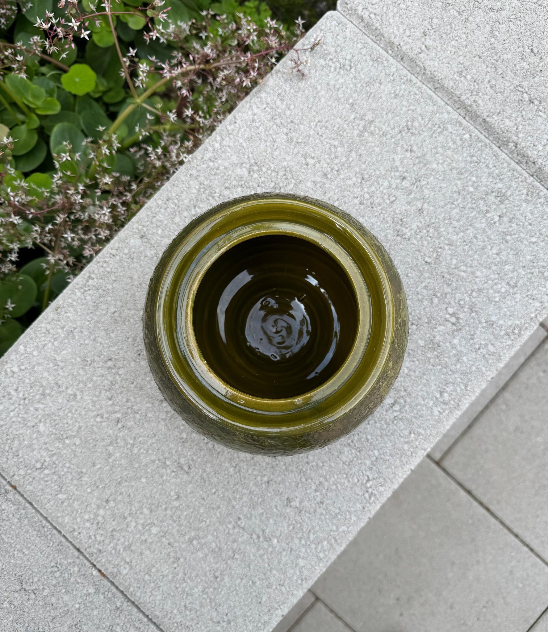 Smaltato Barattolo per zenzero in ceramica verde e oro Raymor, Italia, C.C. 1955 in vendita