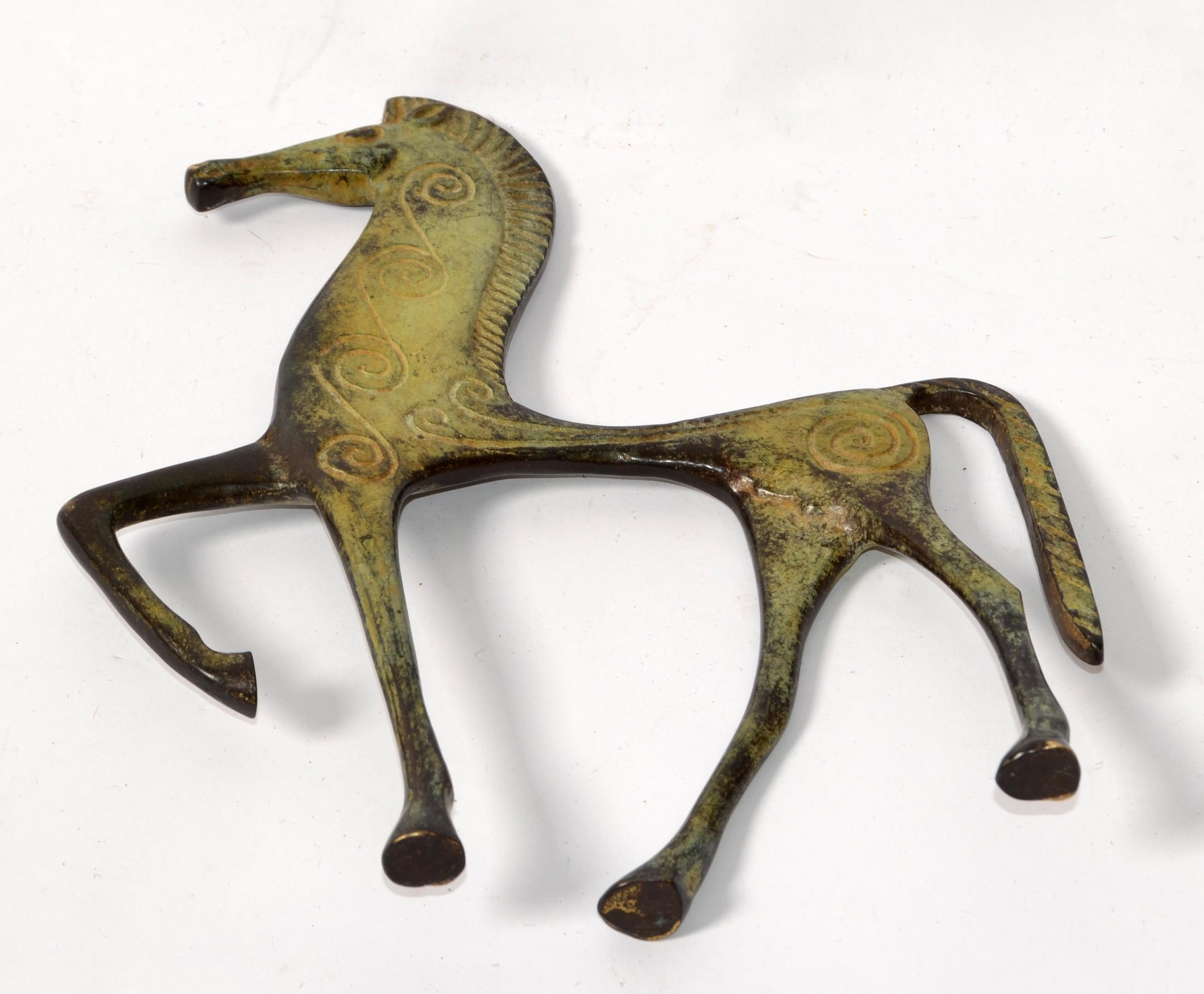 Raymor Italienische 1950er Jahre Bronze Messing Patina Etrusker Pferd Figur Weinberg Stil  im Angebot 4