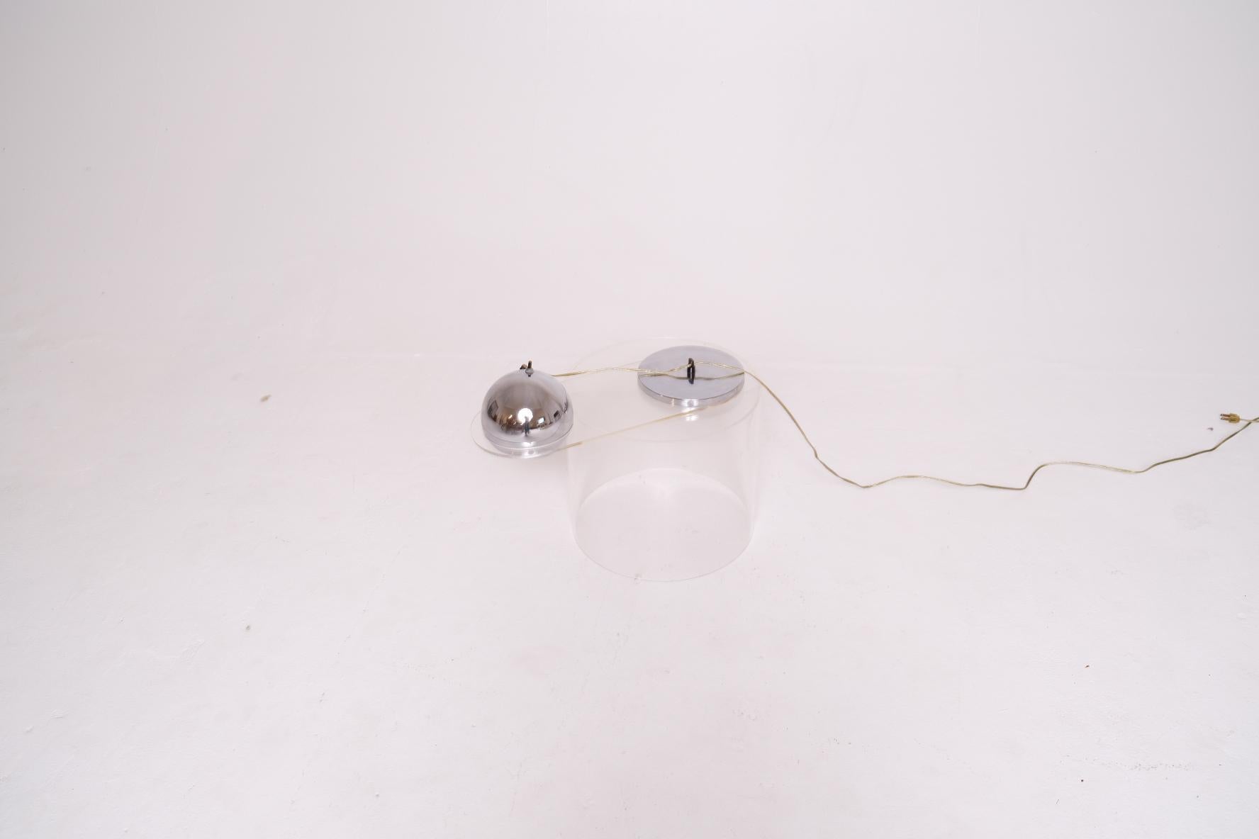 Raymor No. 7 Chrome and Lucite Counterweight Piano Lamp, 1960s For Sale 5