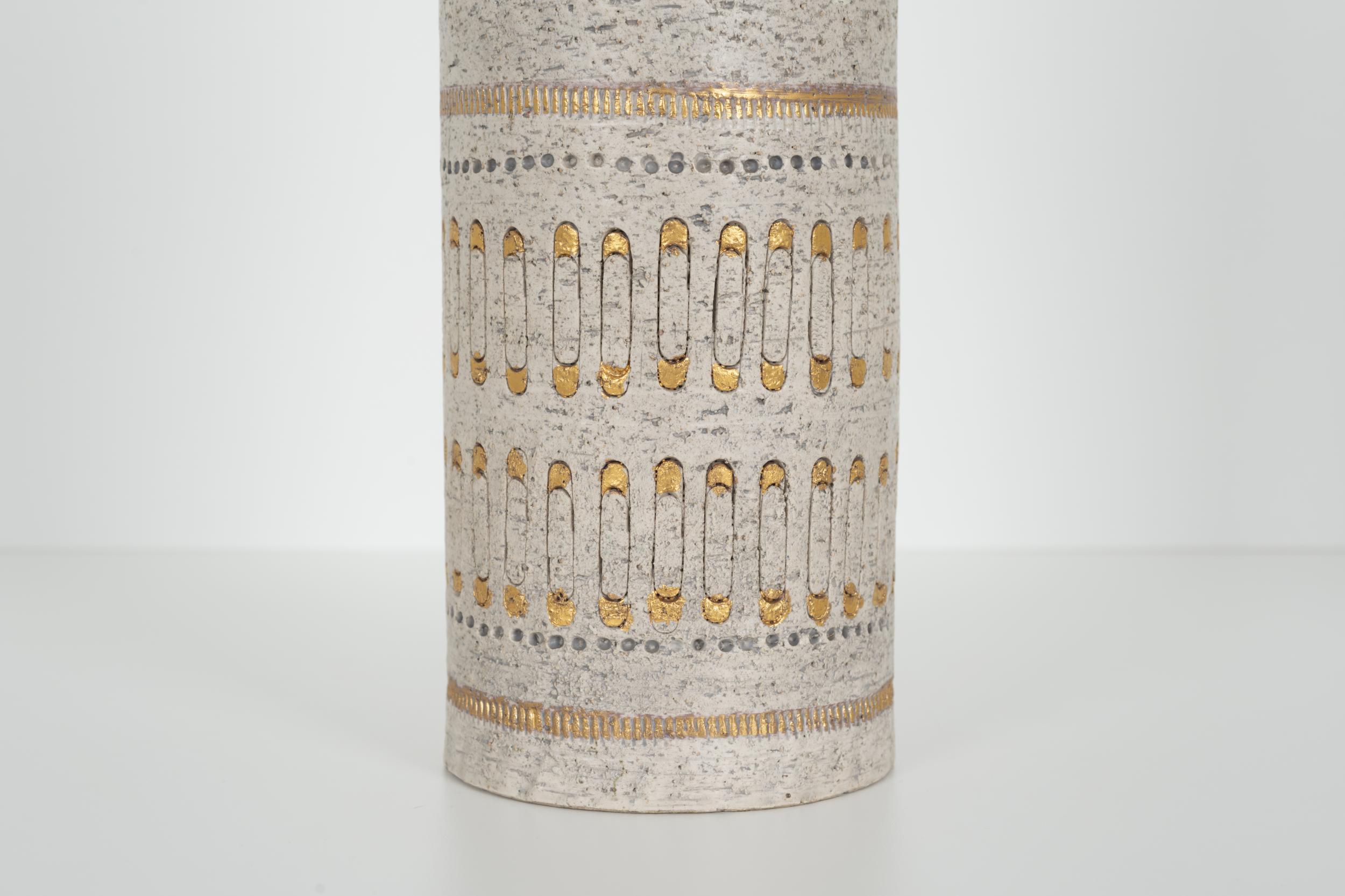 Mid-20th Century Raymor White and Gold Italian Vase