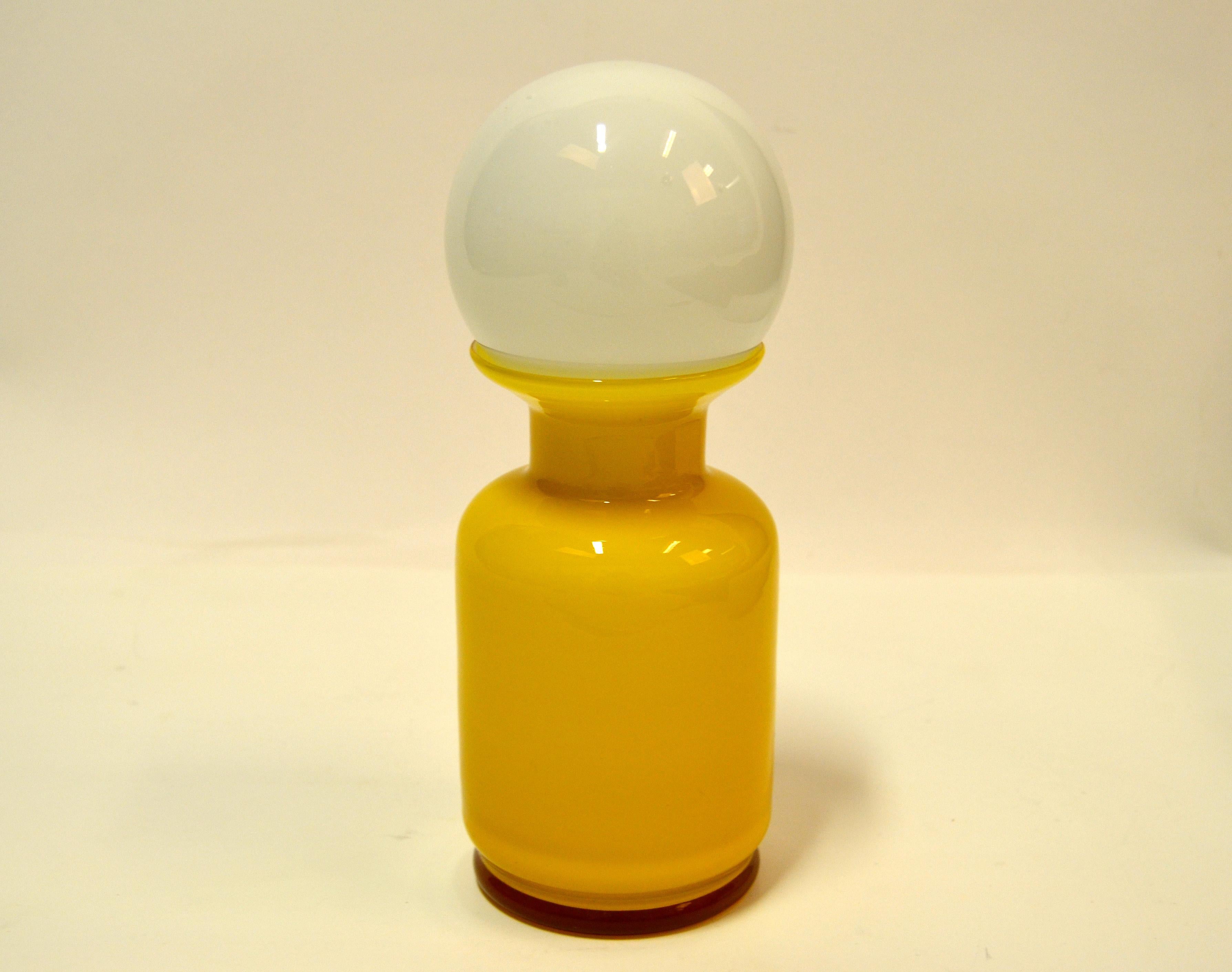 Blown Glass Raymor Yellow Art Glass Vessel, Decanter & White Round Stopper Midcentury, Italy For Sale