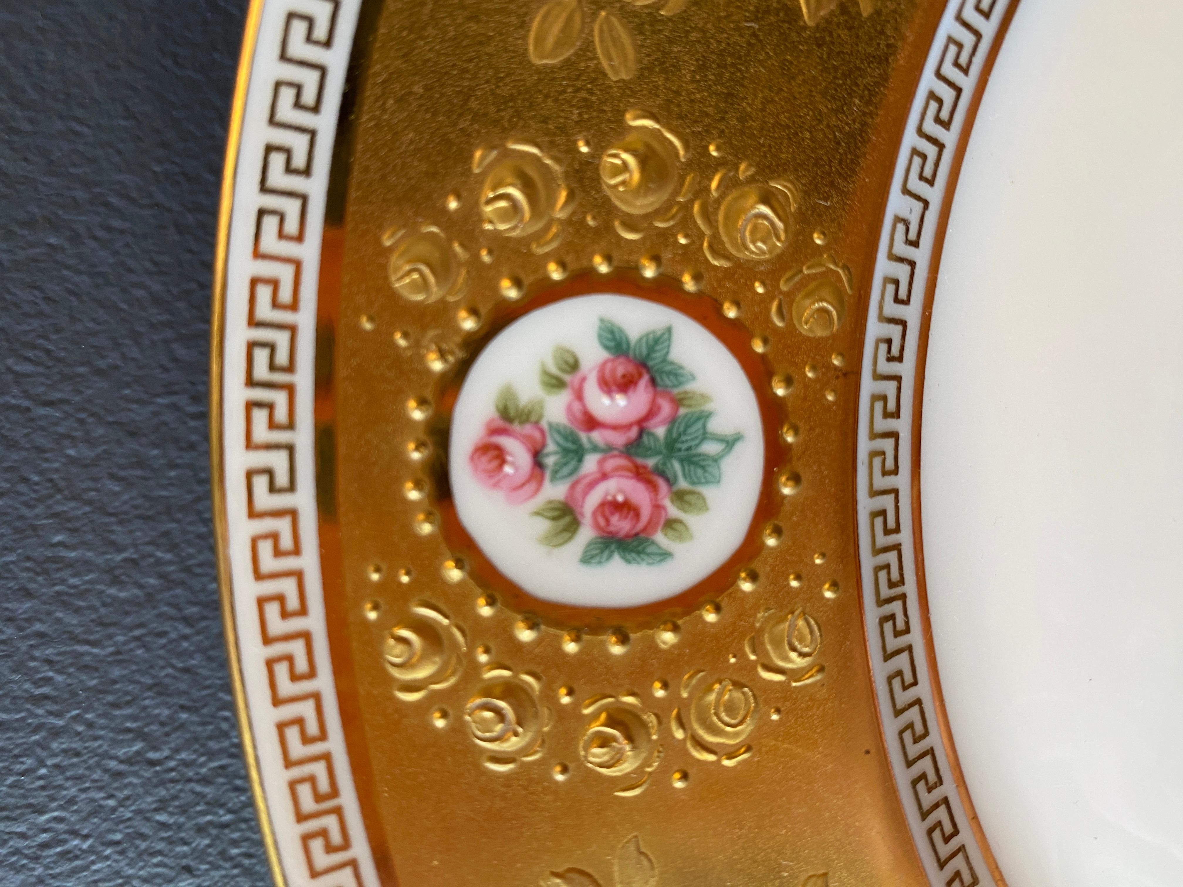 Set of 36 Dinner Plates - Raynaud Incrustation Duchesse China  by Limoges 1