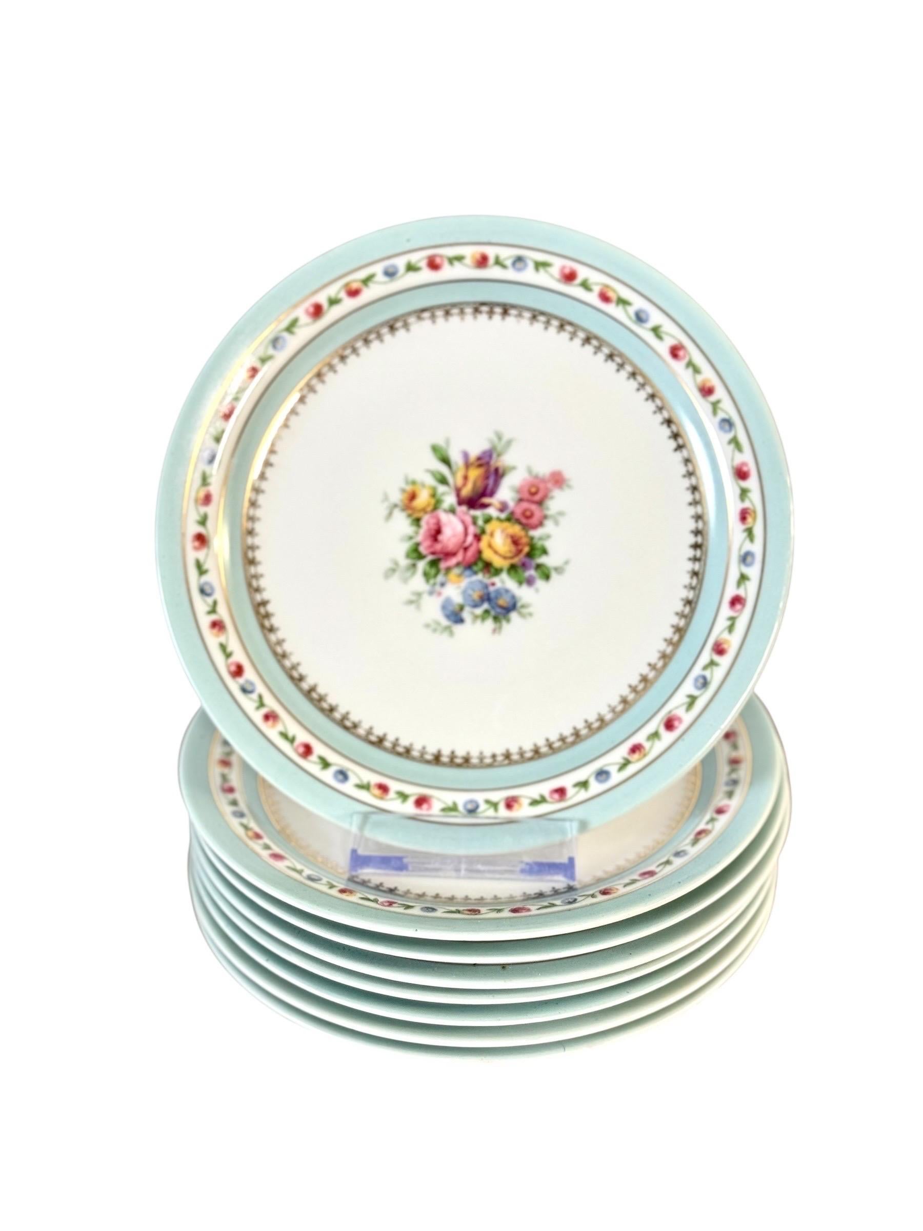 Raynaud Limoges 23-teiliges Porzellan Tee- und Kaffeeservice mit Goldverzierung im Angebot 5