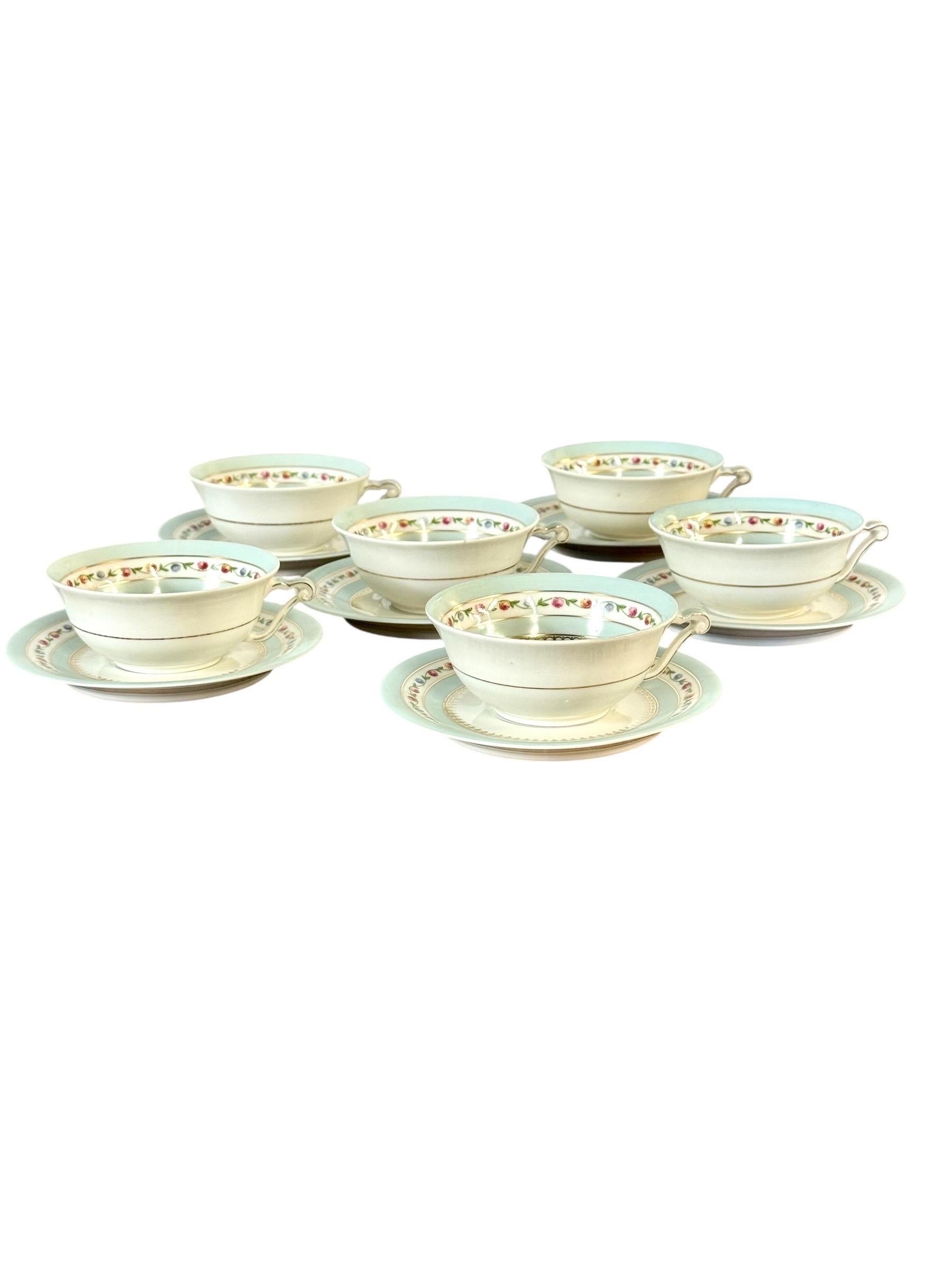 Raynaud Limoges 23-teiliges Porzellan Tee- und Kaffeeservice mit Goldverzierung im Angebot 6