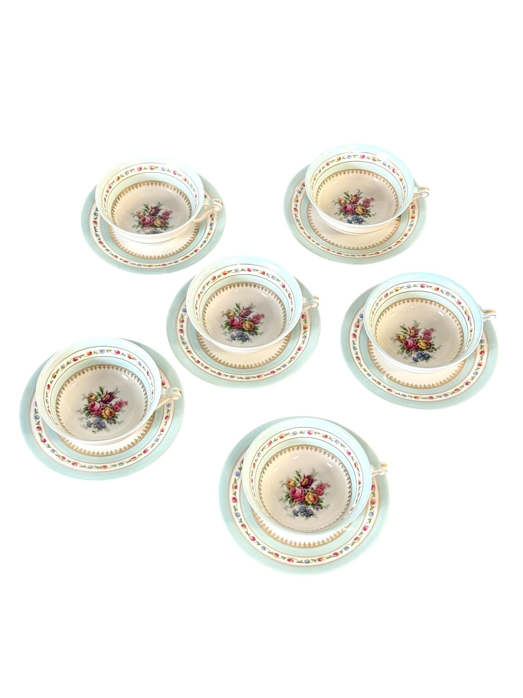Raynaud Limoges 23-teiliges Porzellan Tee- und Kaffeeservice mit Goldverzierung (Französisch) im Angebot