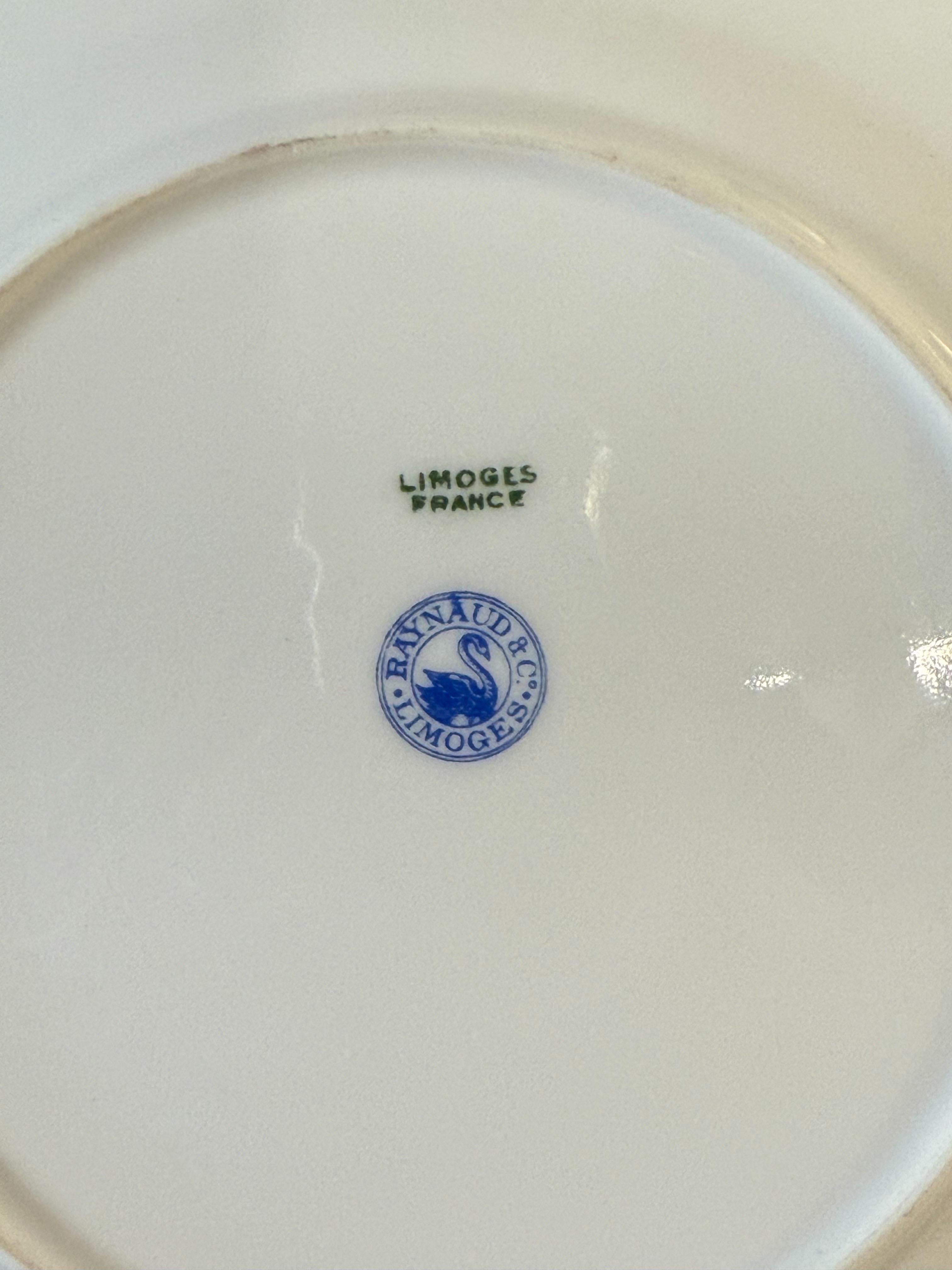 Raynaud Limoges 23-teiliges Porzellan Tee- und Kaffeeservice mit Goldverzierung (20. Jahrhundert) im Angebot