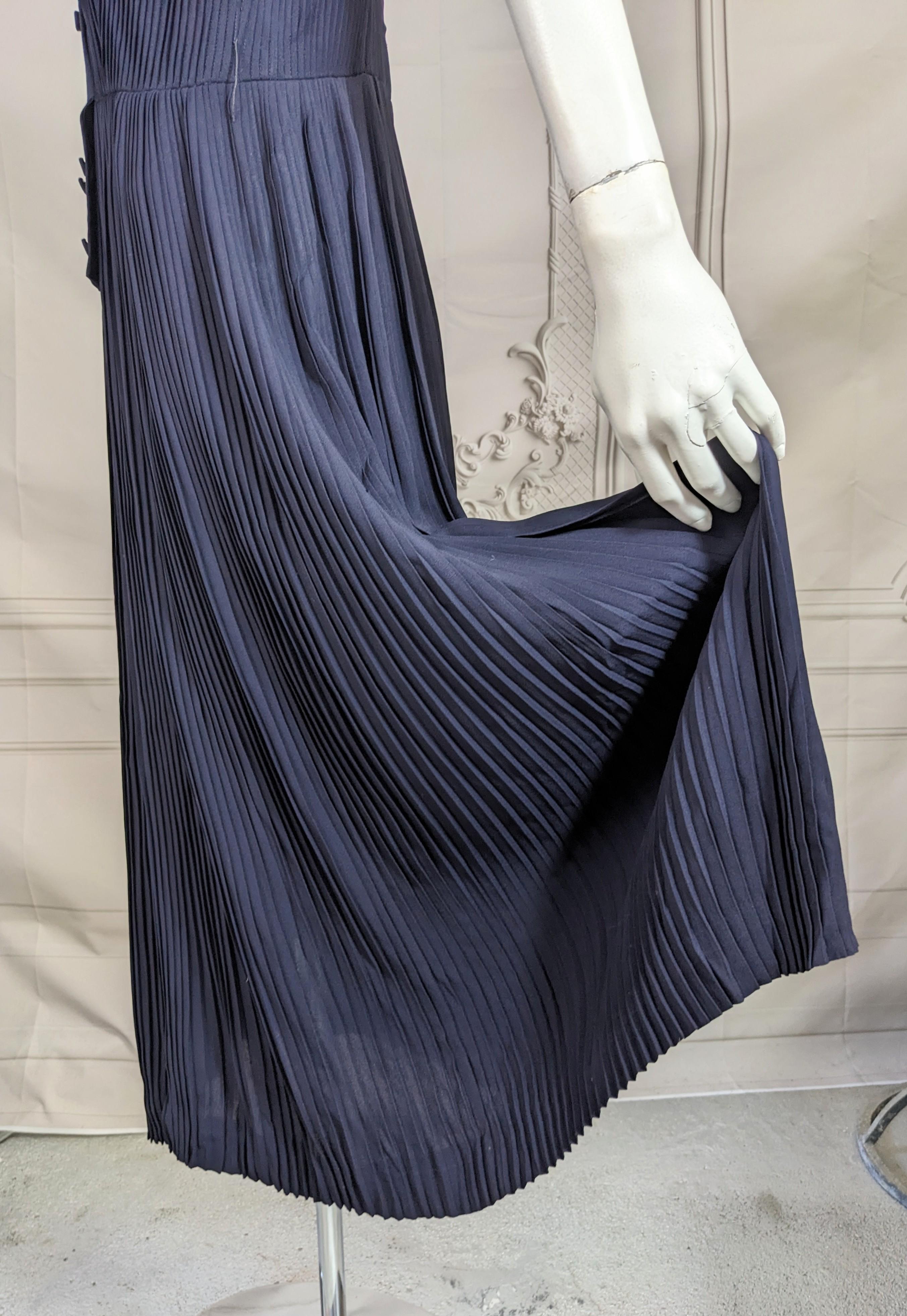 Robe de jour en rayonne plissé Robe du milieu du siècle en vente 1