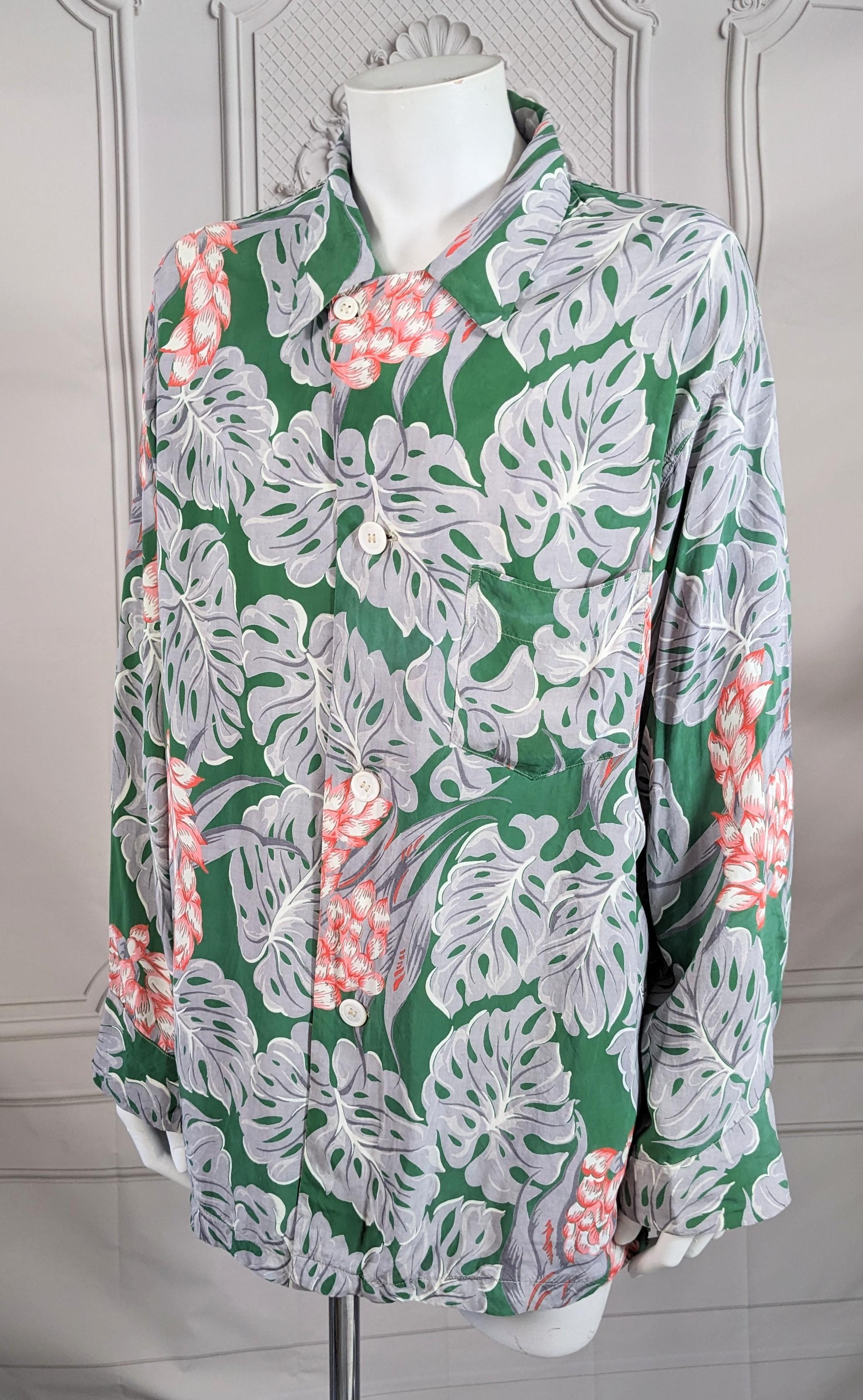 Rayon Tropical Palm Printed Shirt 1940s In Good Condition For Sale In New York, NY