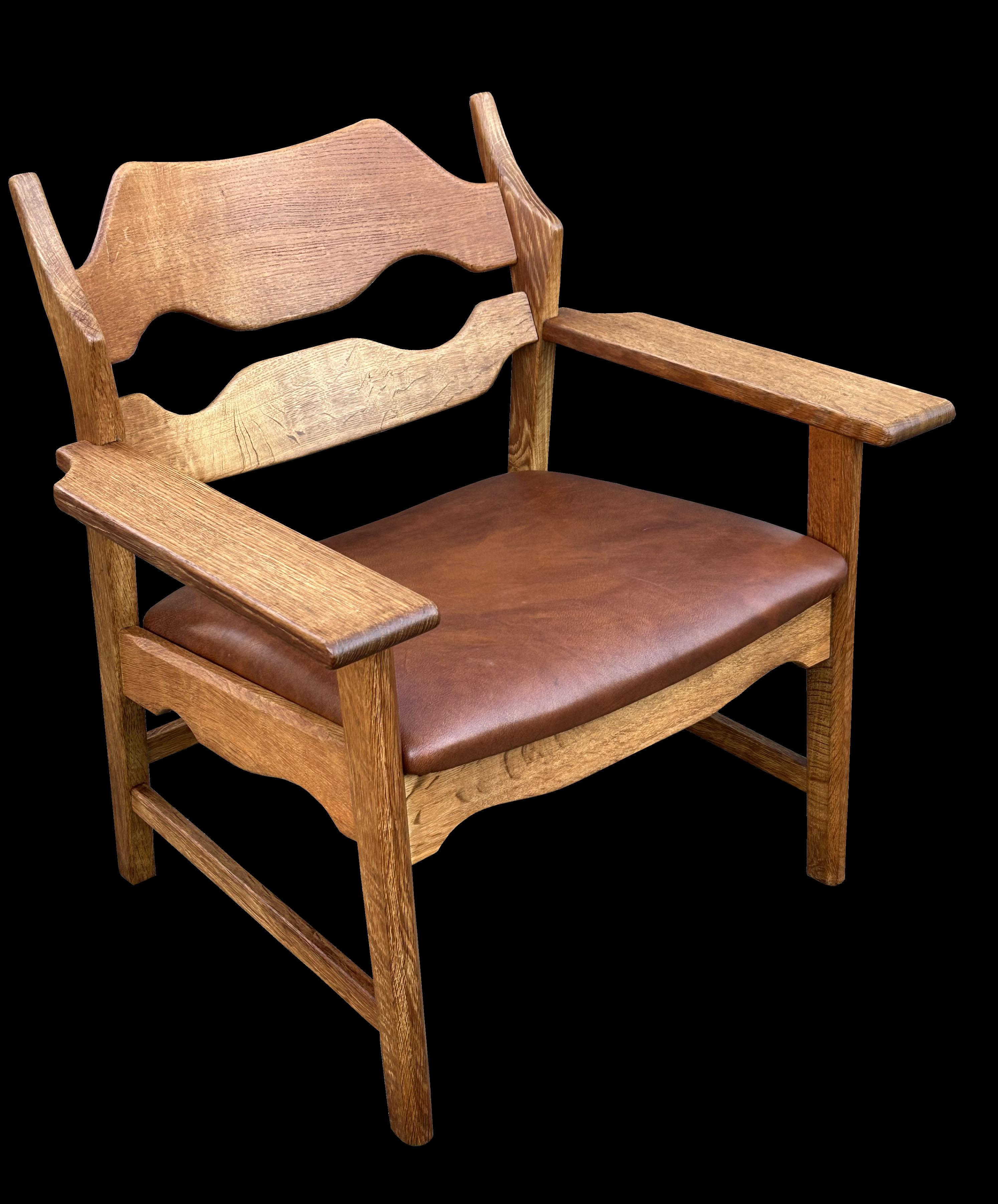 Razor Lounge Chair by Henning Kjaernulf In Good Condition For Sale In Little Burstead, Essex