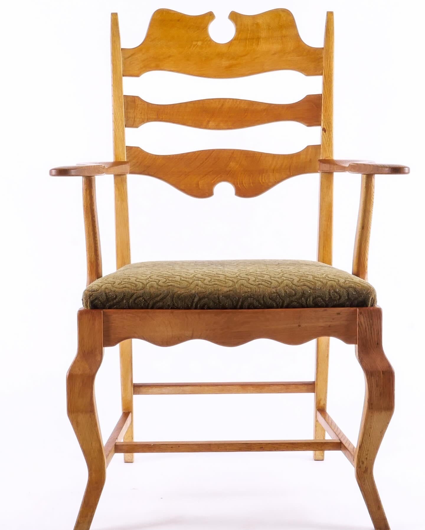 Razorblade Sessel aus Eiche von Henning Kjærnulf  (Polster) im Angebot