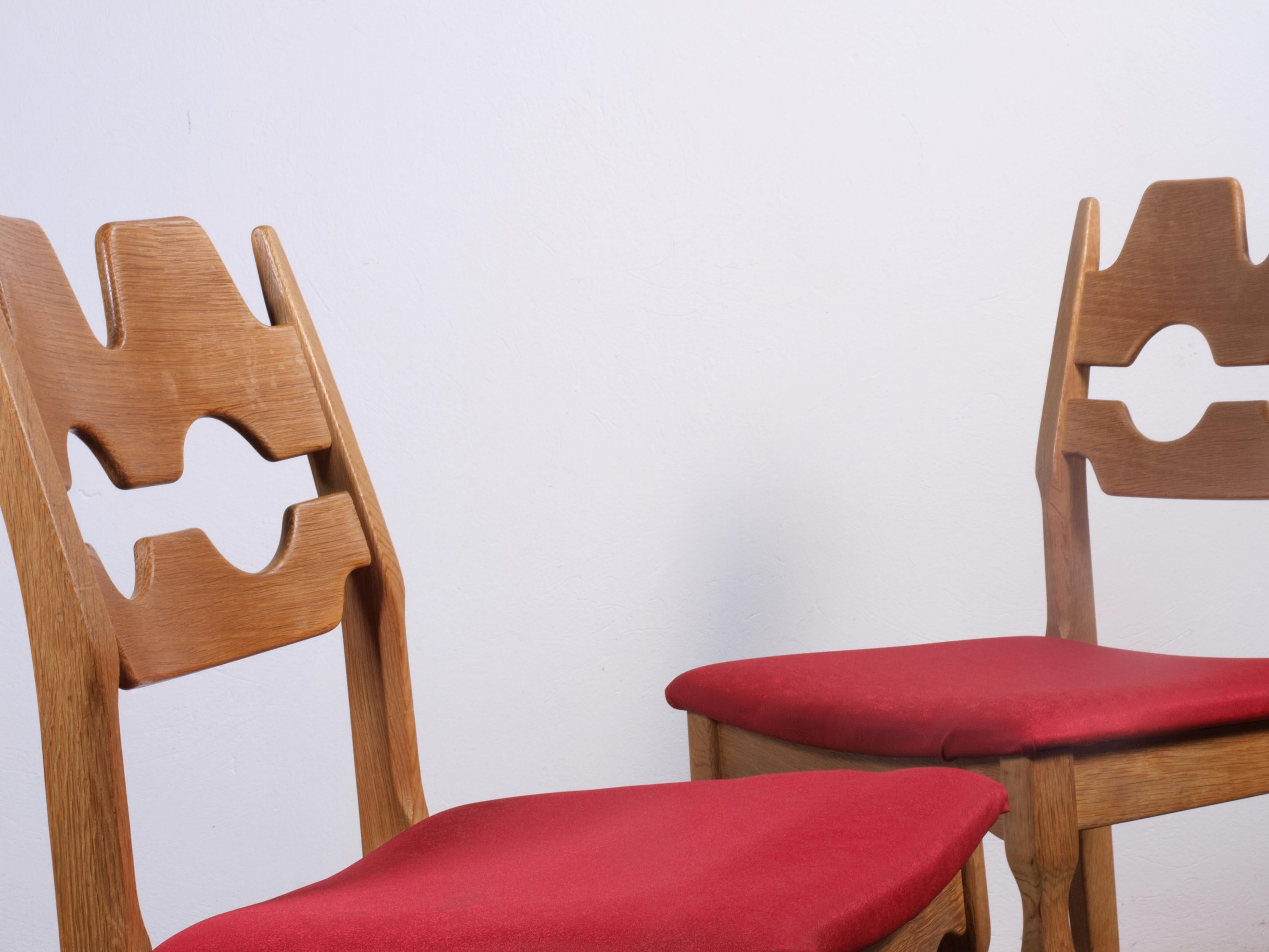 Razorblade Dining Chairs in Oak attributed to Henning Kjærnulf For Sale 4