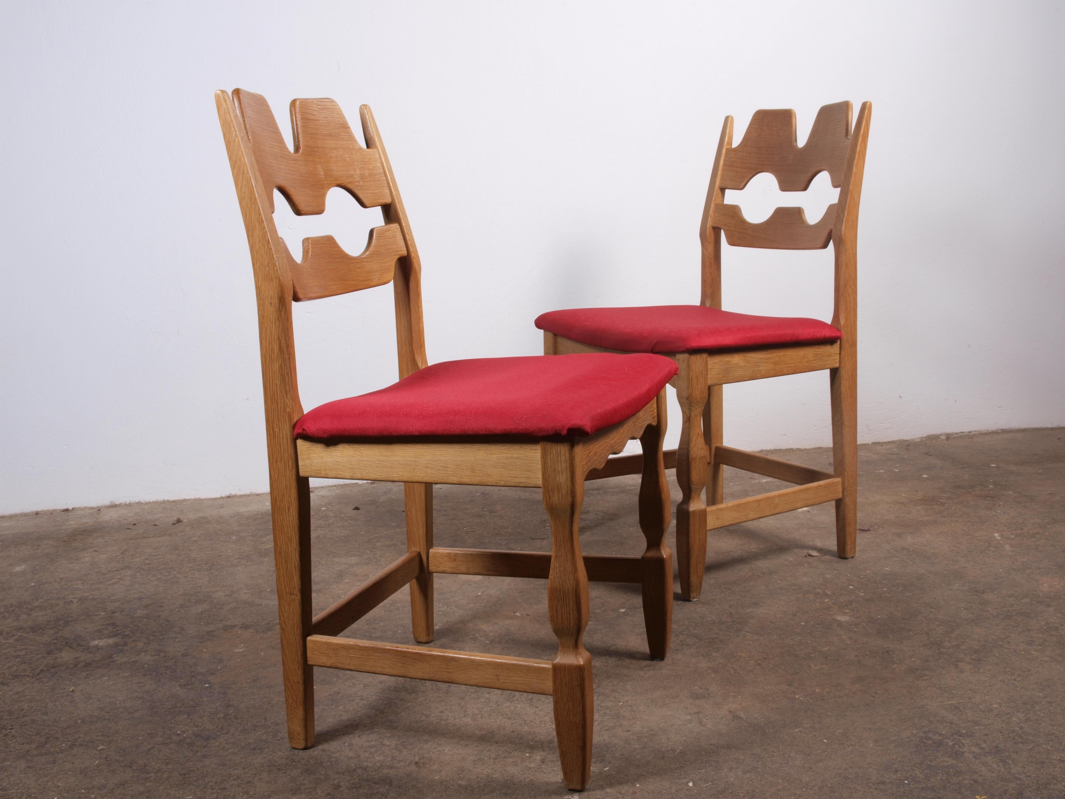Razorblade Dining Chairs in Oak attributed to Henning Kjærnulf For Sale 5