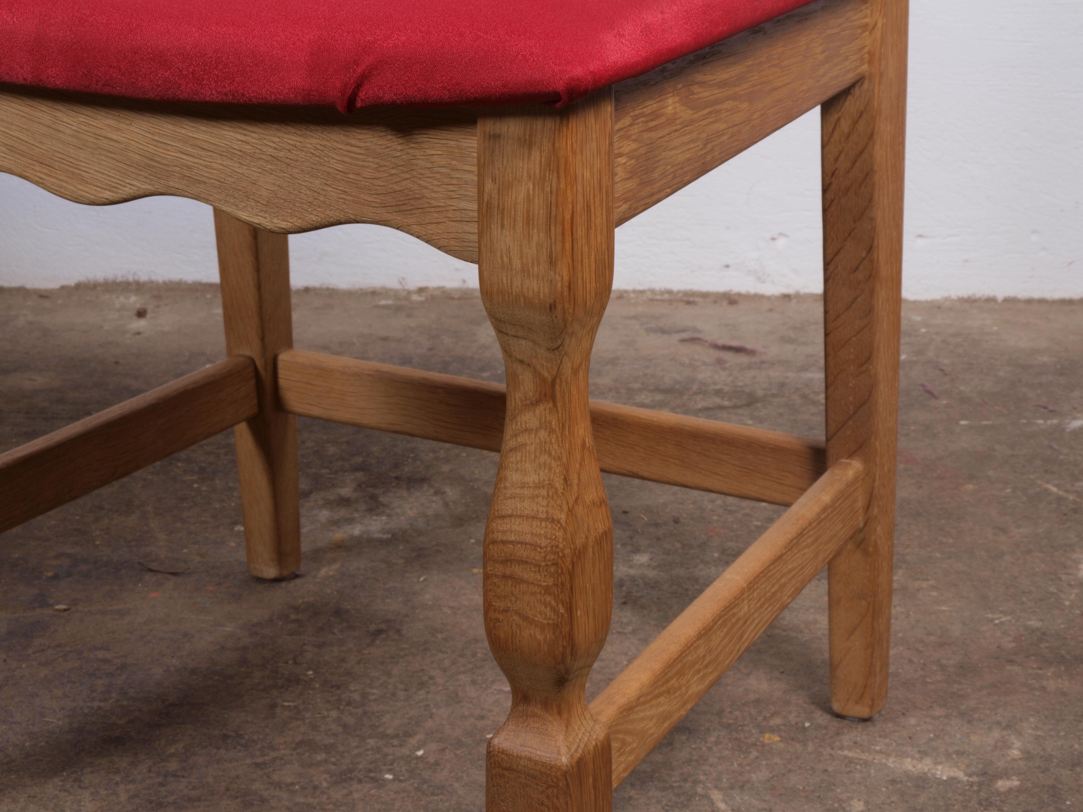 Razorblade Dining Chairs in Oak attributed to Henning Kjærnulf For Sale 2