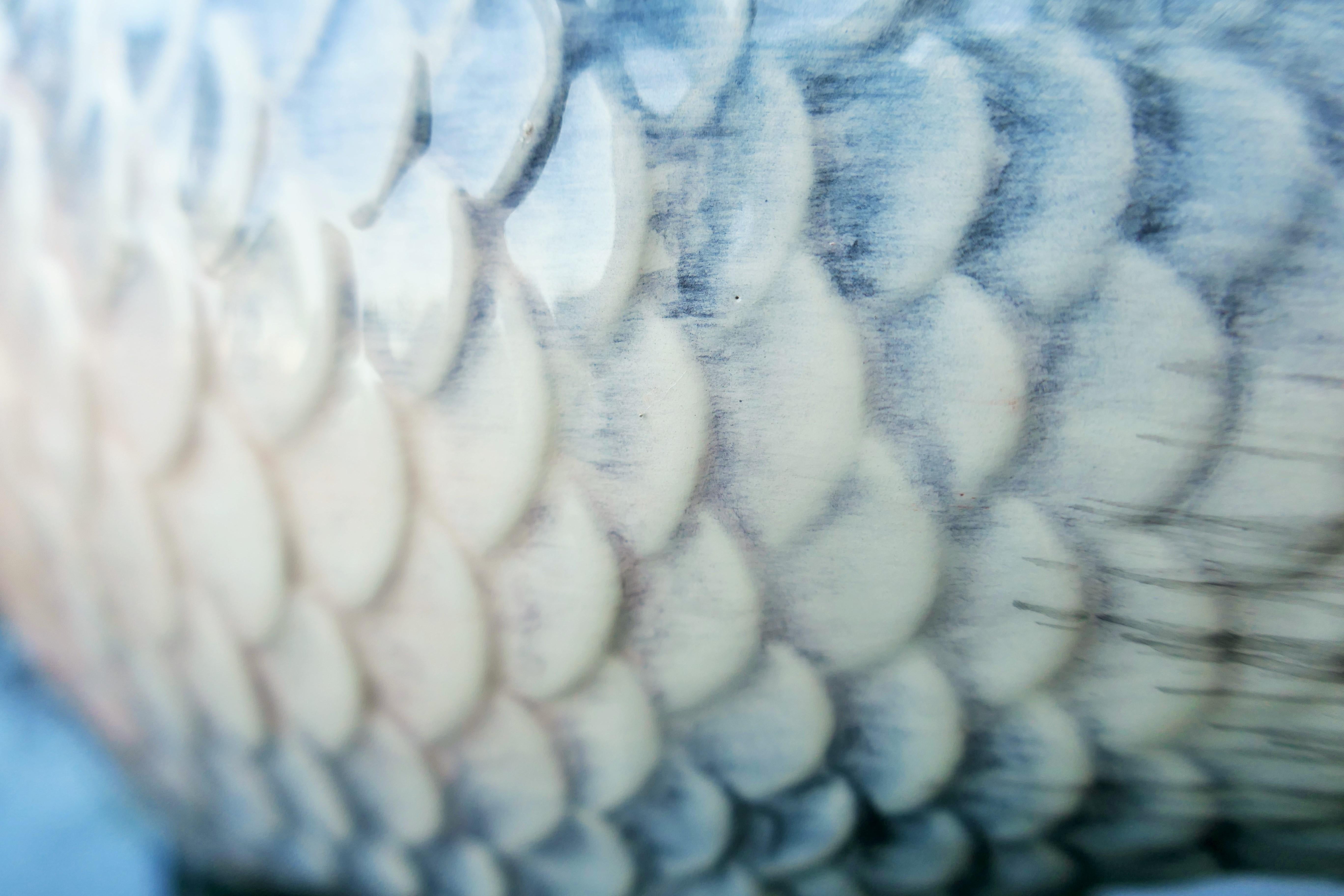 RB Blanche - Service de table six pièces avec louche en forme de poisson en vente 10