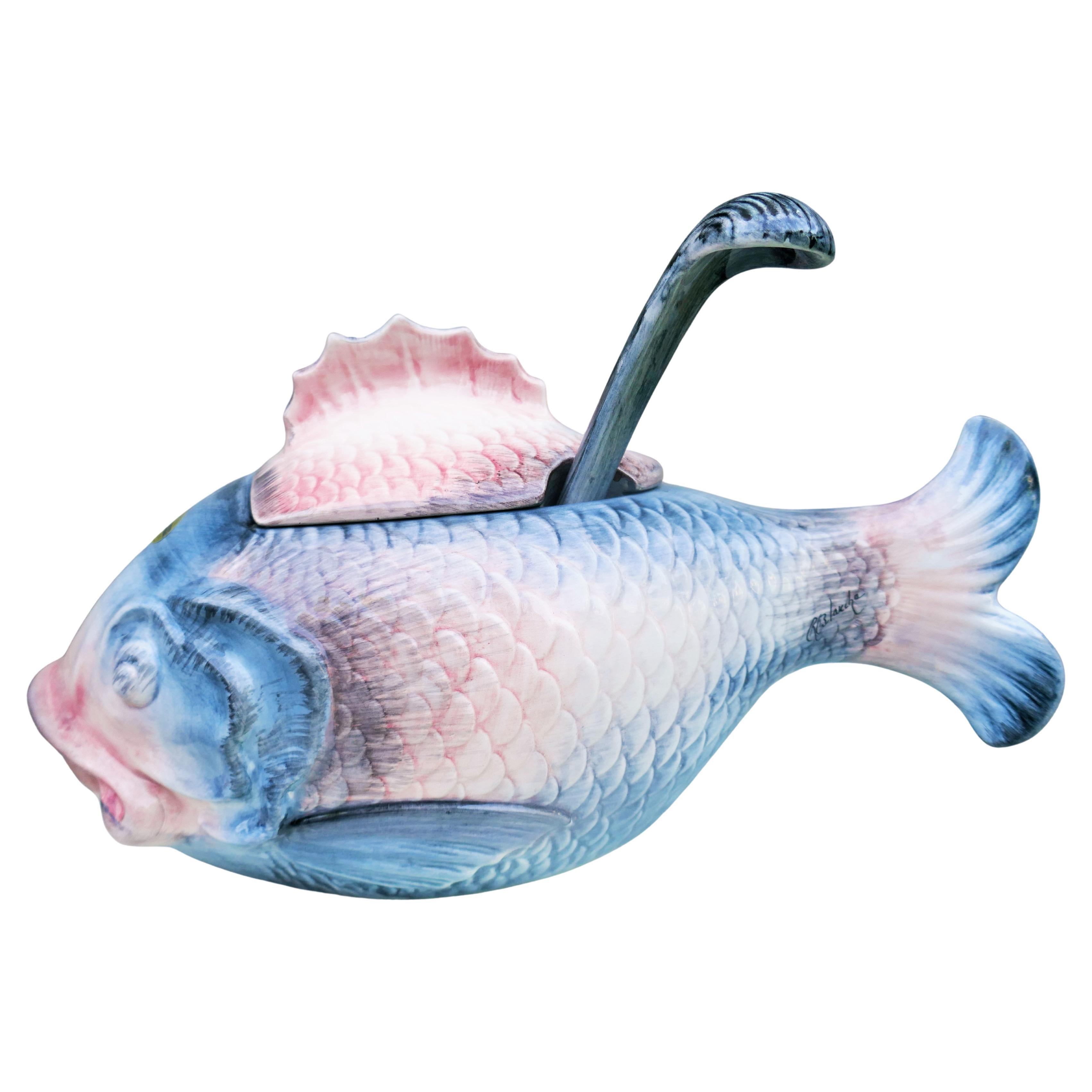 Organique RB Blanche - Service de table six pièces avec louche en forme de poisson en vente