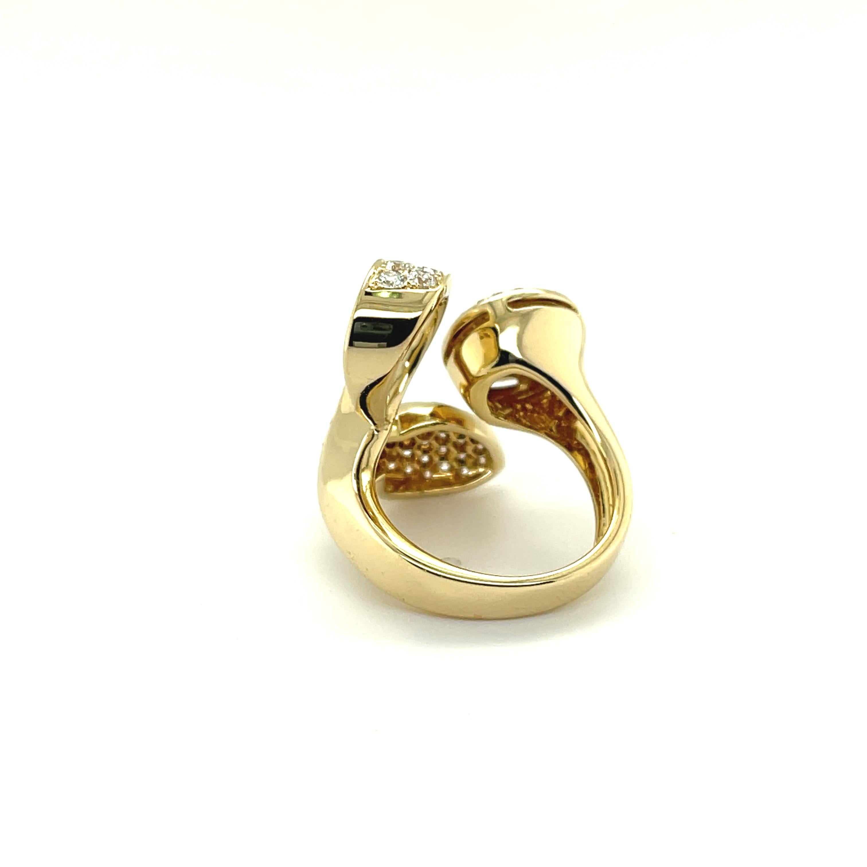 RC003 - 18K Yellow Gold Fancy Shapes Ring with Round Brilliant Diamonds For Sale 8
