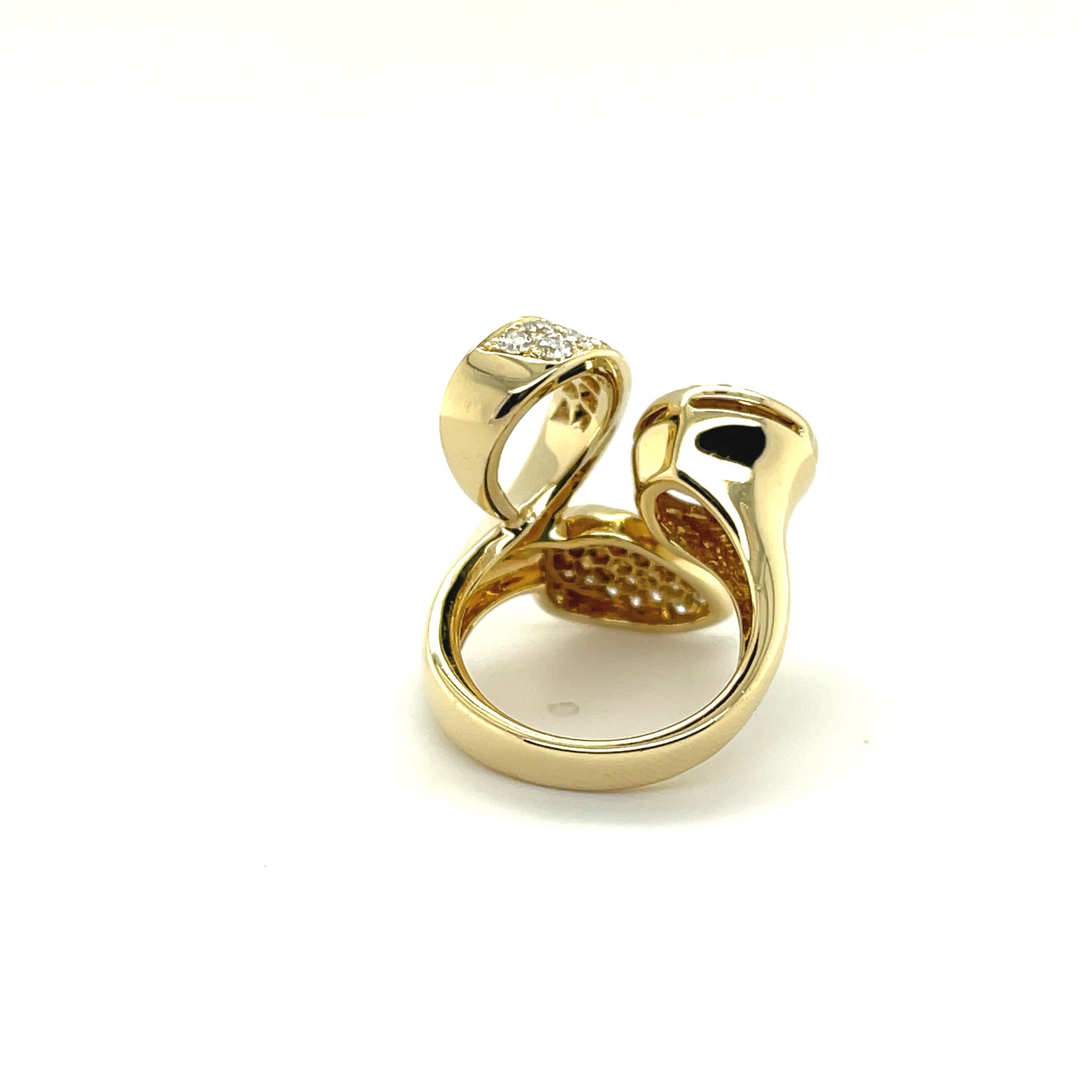 RC003 - 18K Yellow Gold Fancy Shapes Ring with Round Brilliant Diamonds For Sale 10