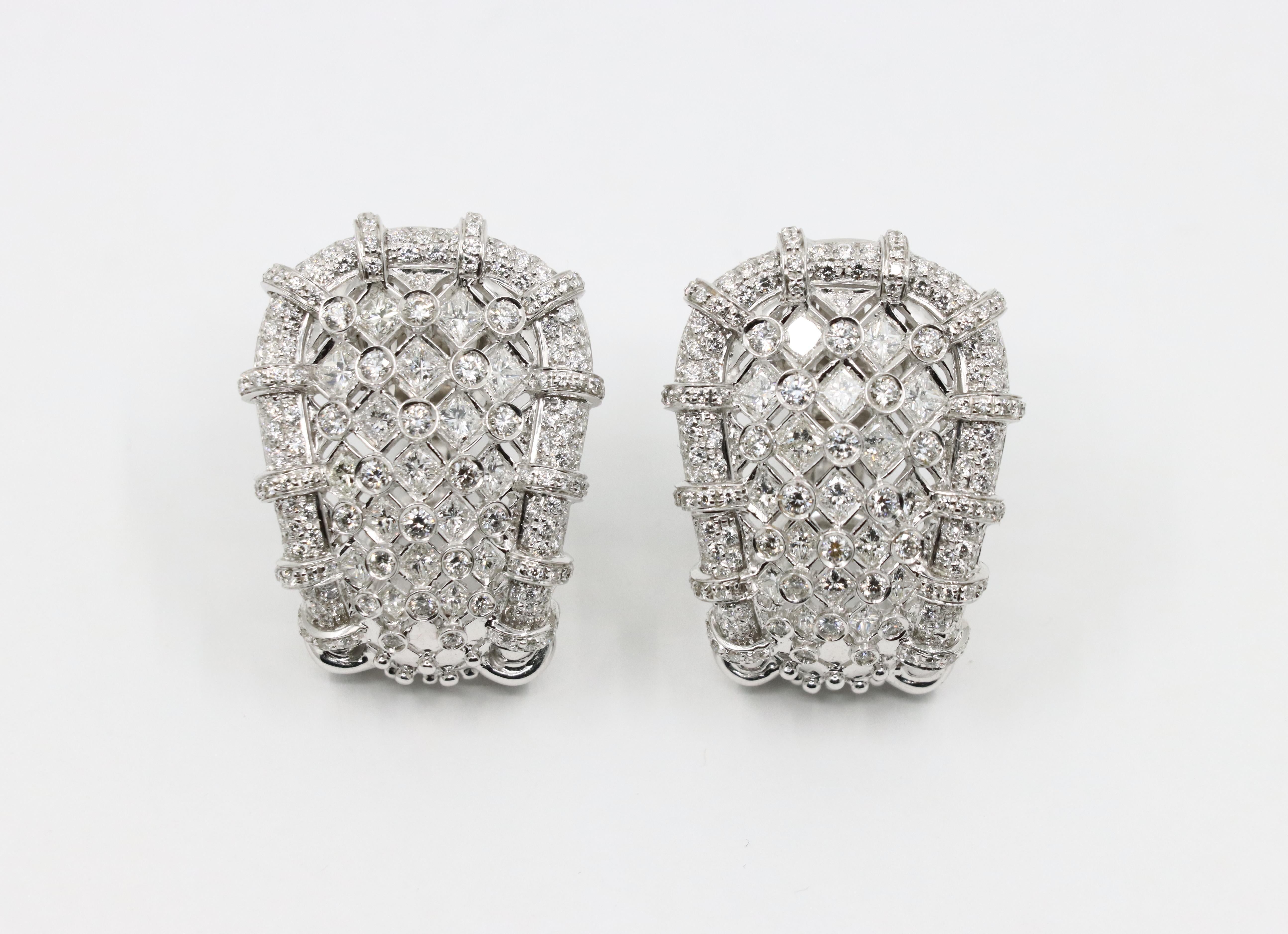 R.C.M Pendientes de Diamantes de Oro Blanco de 18 K Italiano Corte redondo en venta