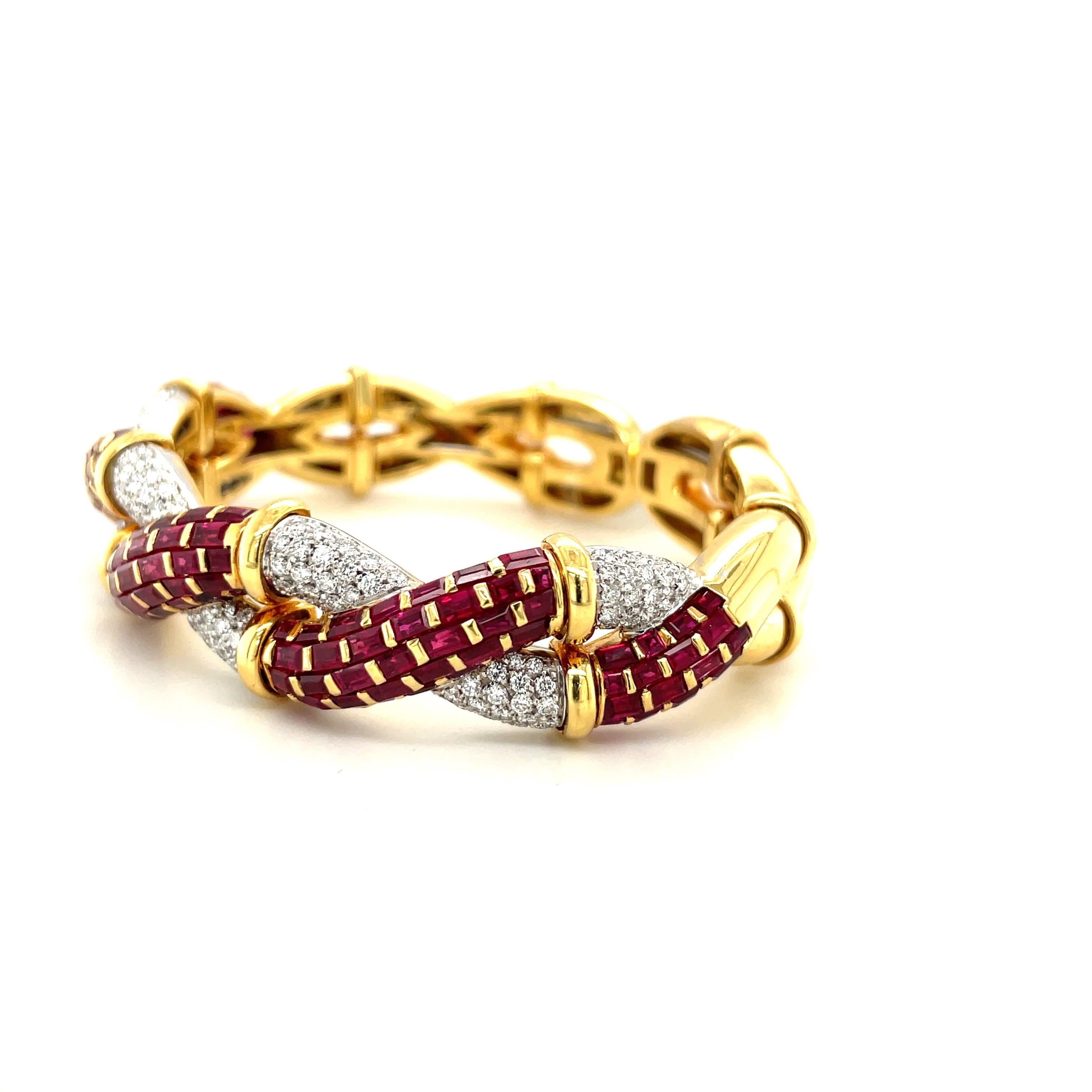 Founded in 1969 in Valenza, Italy , RCM is well known for their classic designs in modern appeal.
This bracelet is a perfect example of their unique styling.
The 18 karat yellow gold flexible bracelet is designed with pave Round Brilliant Diamonds