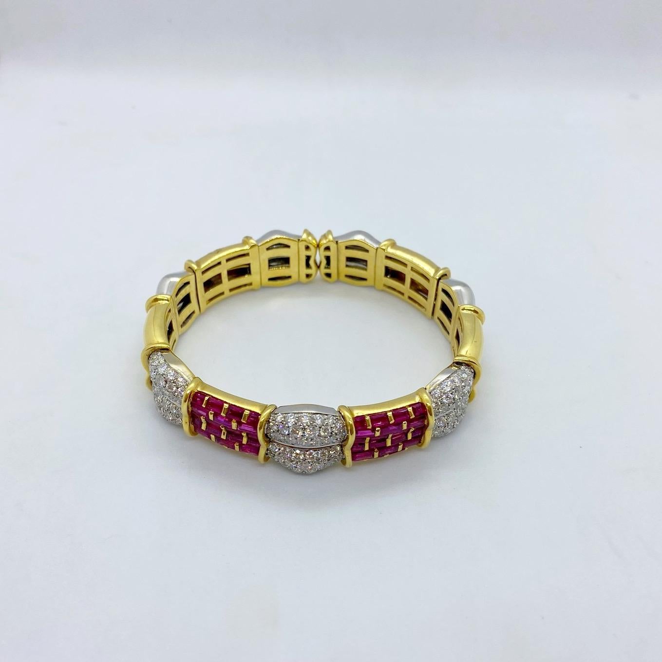 Taille baguette R.C.M. Bracelet en or jaune 18 carats avec rubis de 5,75 carats et diamants en vente