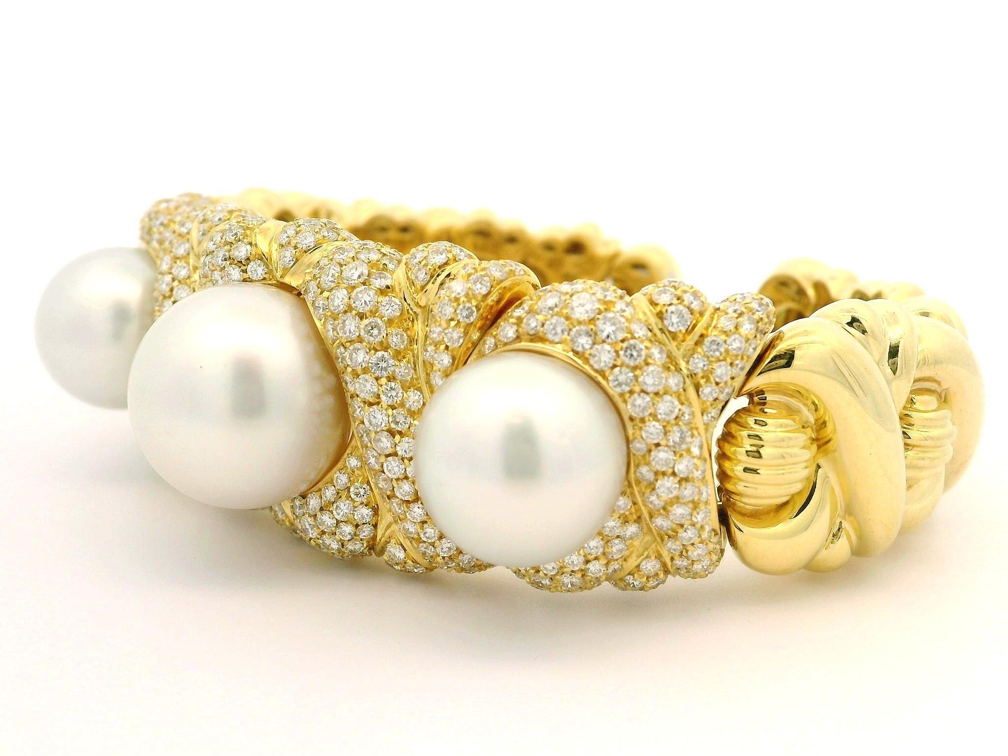 RCM Gioielli Pulsera Brazalete Flexible Oro 18k Diamante 5,4ctw 3 Perlas Mar del Sur en venta 12