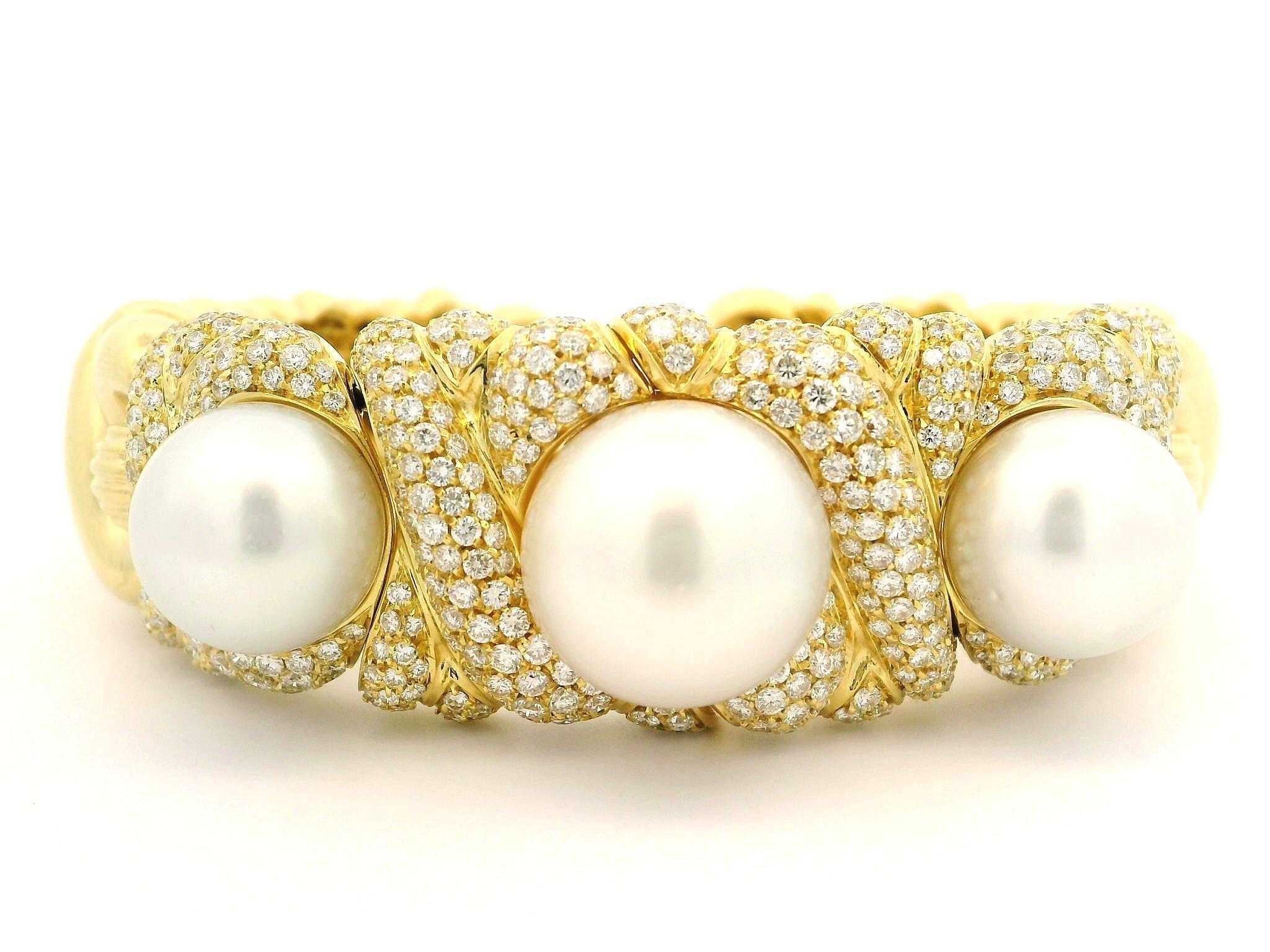 RCM Gioielli Pulsera Brazalete Flexible Oro 18k Diamante 5,4ctw 3 Perlas Mar del Sur en venta 14