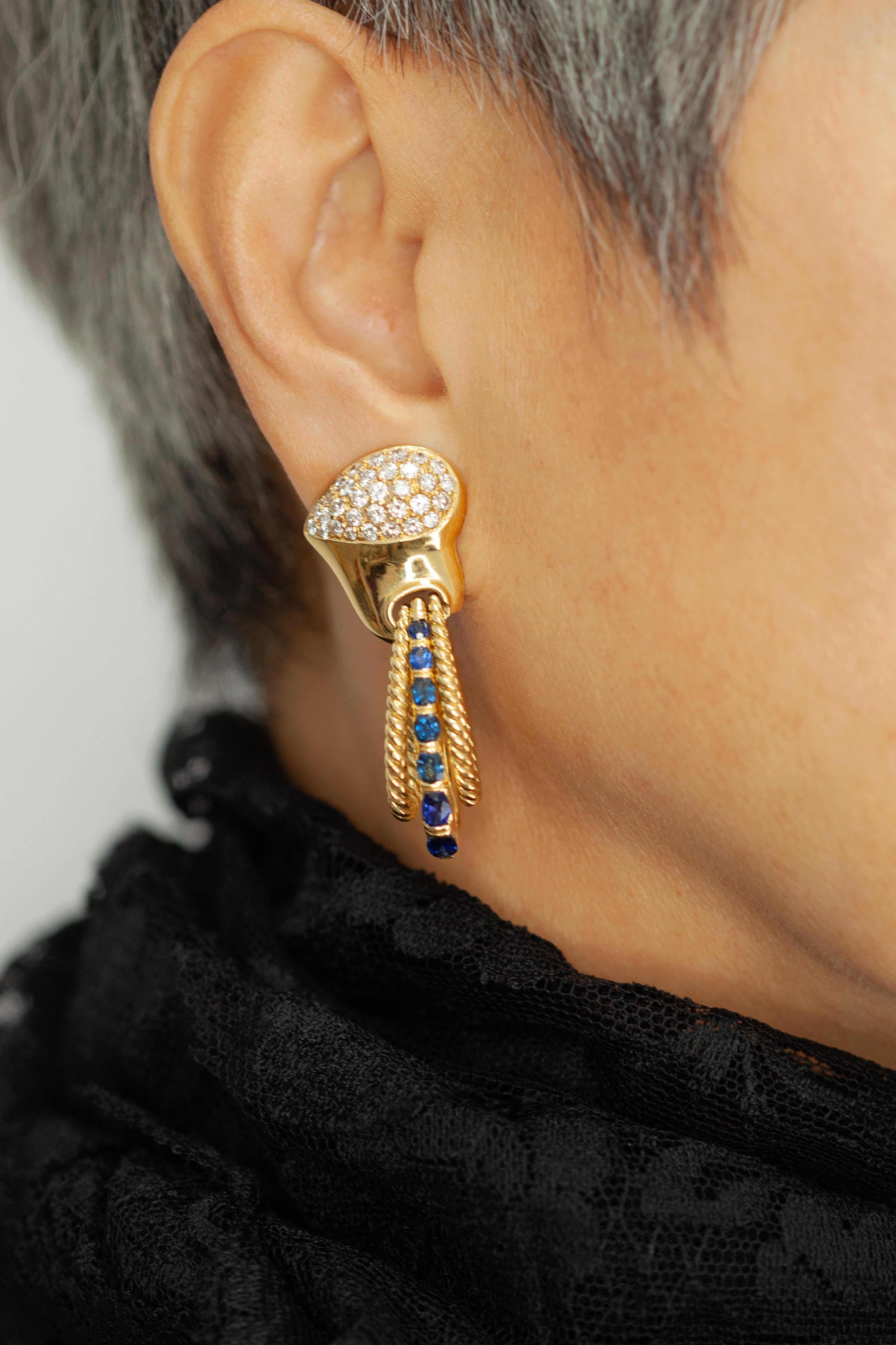 Moderne RCM Boucles d'oreilles saphir et diamant en or jaune 18 carats en vente