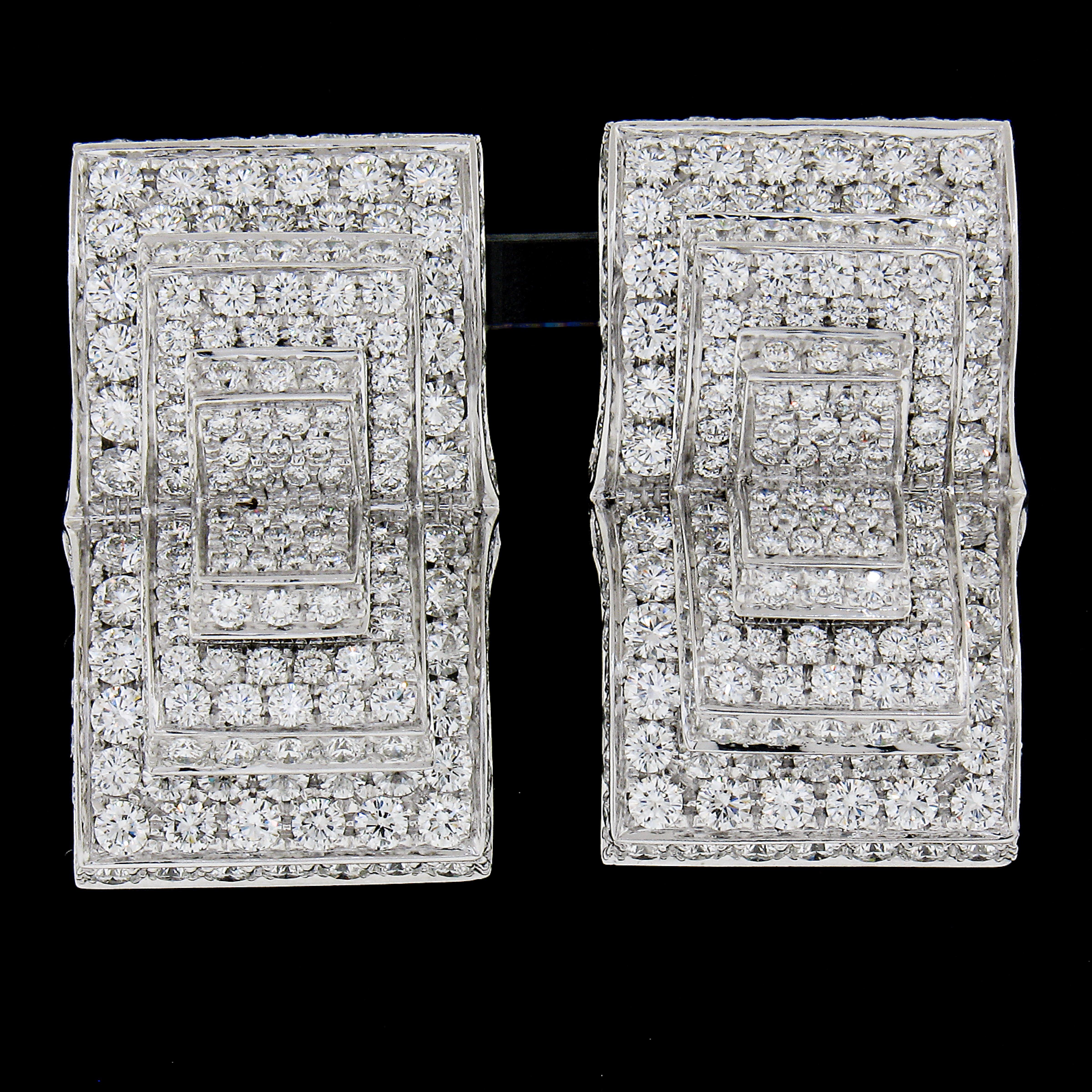 --Stones:--
392 Natural Genuine Diamonds - Round Brilliant Cut - Pave Set - G/H Color - VVS2-VS2 Clarity - 7 - 8ctw approx.

Material: 18K Solid White Gold 
Weight: 33.32 Grams
Backing:	Swivel Posts Can Be Worn as Omega Closures or Clip On Closures