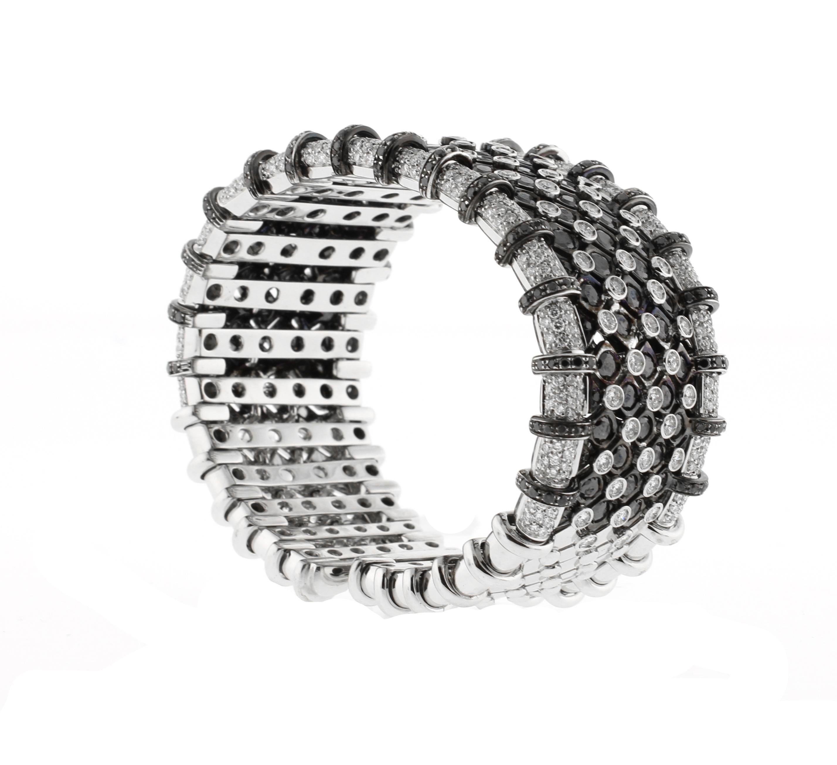 R.C.M. White and Black Diamond Cuff Bracelet In Excellent Condition For Sale In Bethesda, MD