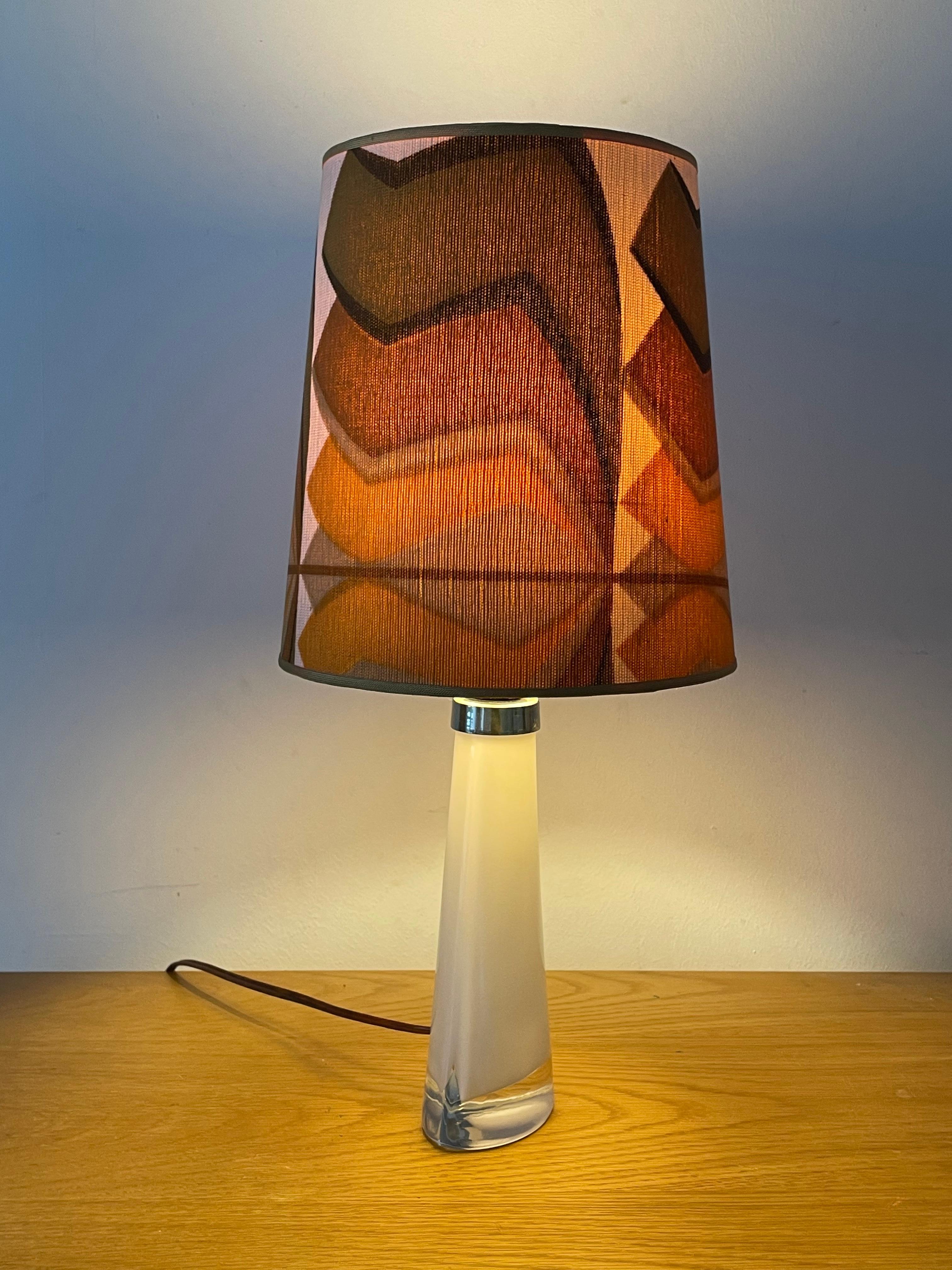 Suédois Lampe de table RD 1566 de Carl Fagerlund pour Orrefors, années 1950