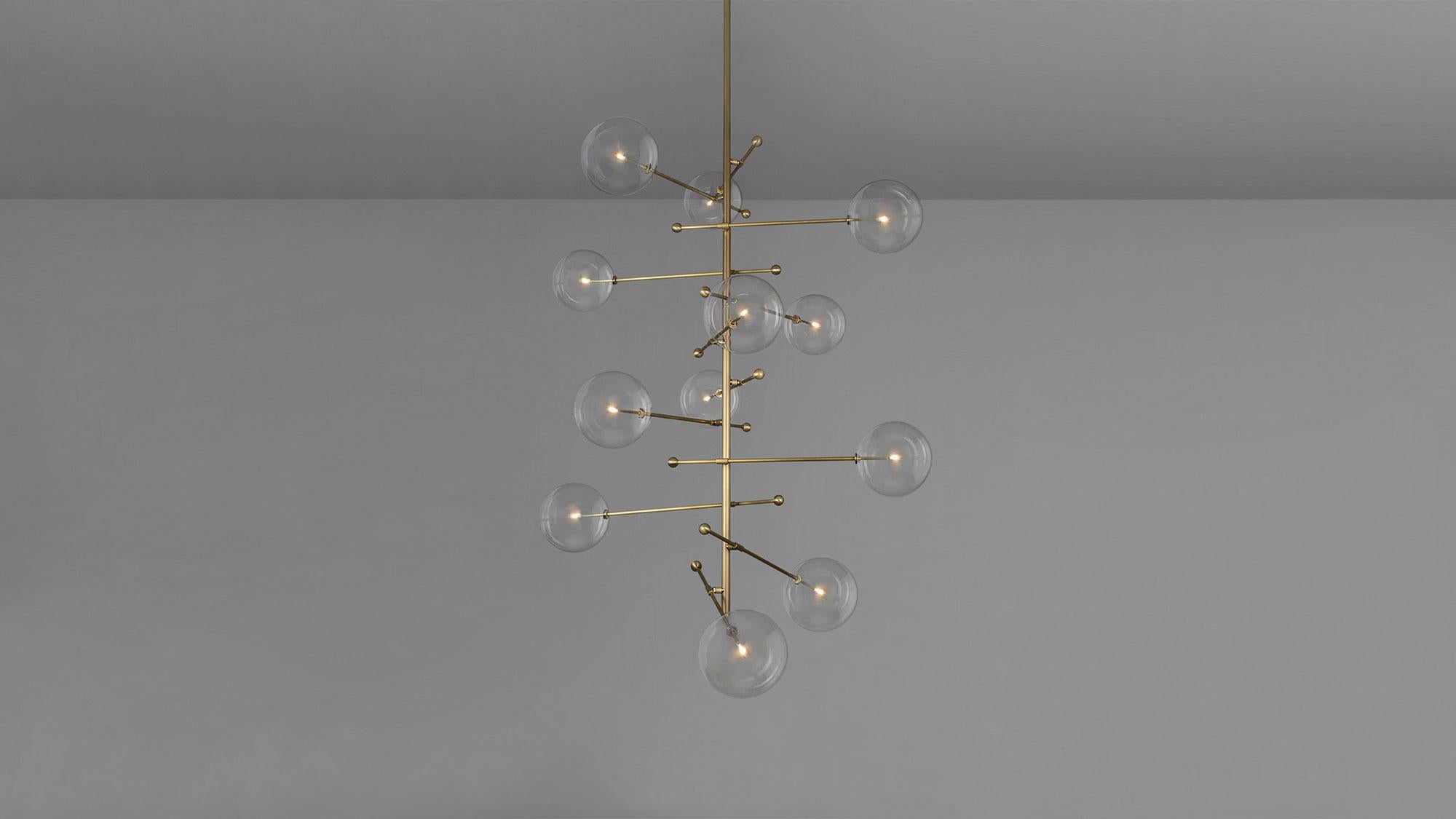 RD15 12 Arms Chandelier For Sale 1