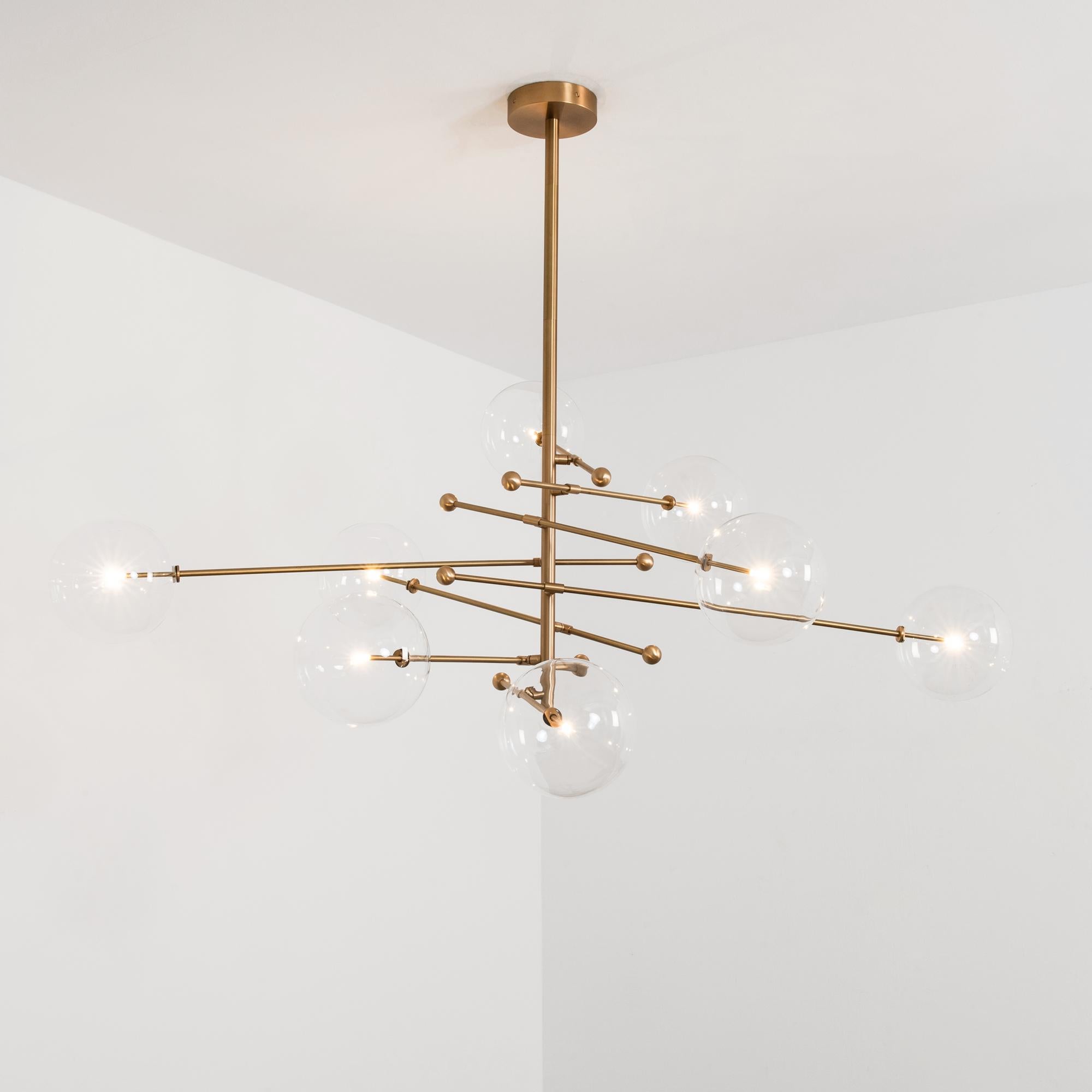 RD15 8 Arms Chandelier by Schwung In New Condition For Sale In Geneve, CH