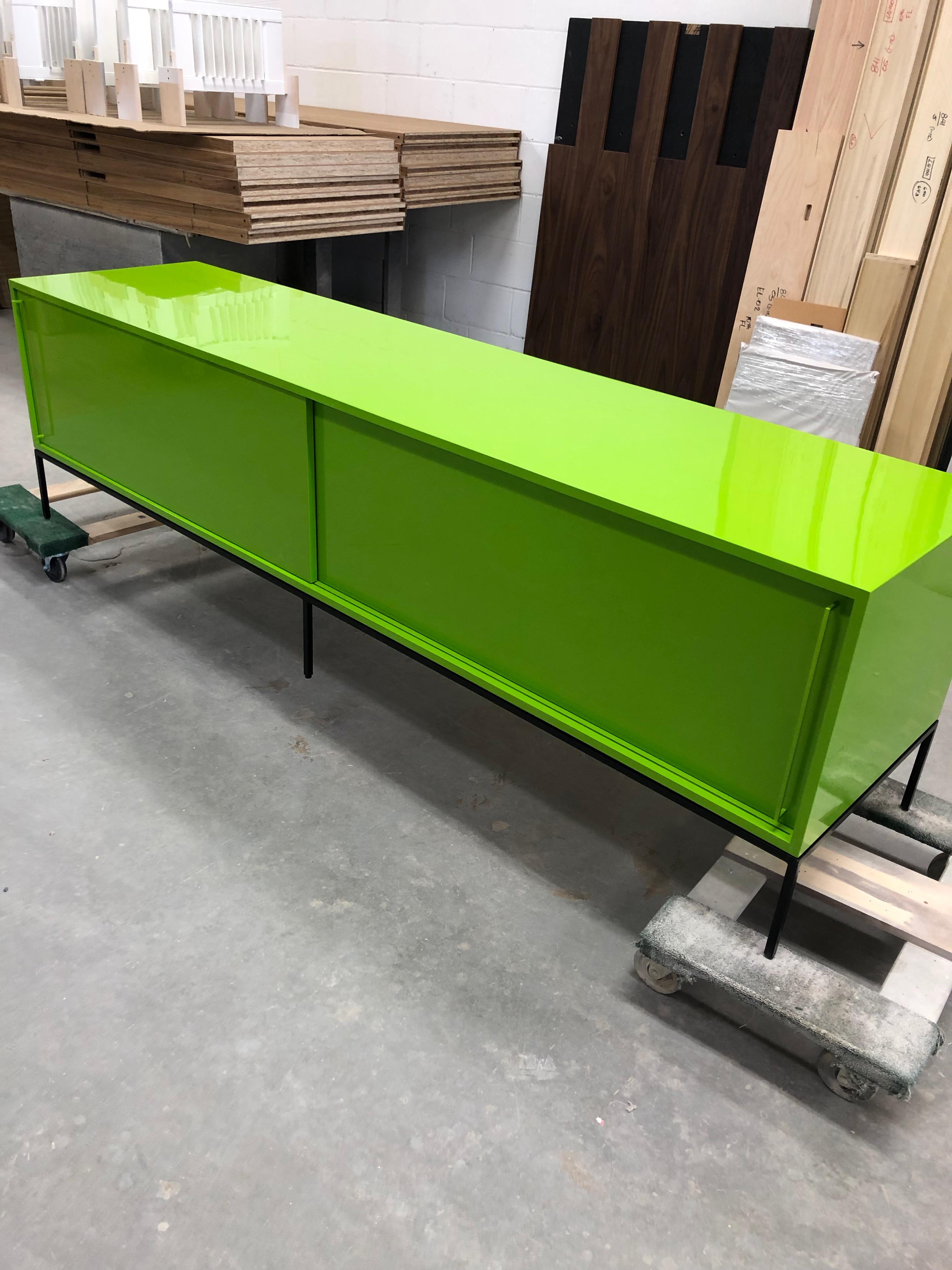 re: 379 Green Lacquered Sliding Door Credenza on Satin Brass Base 2