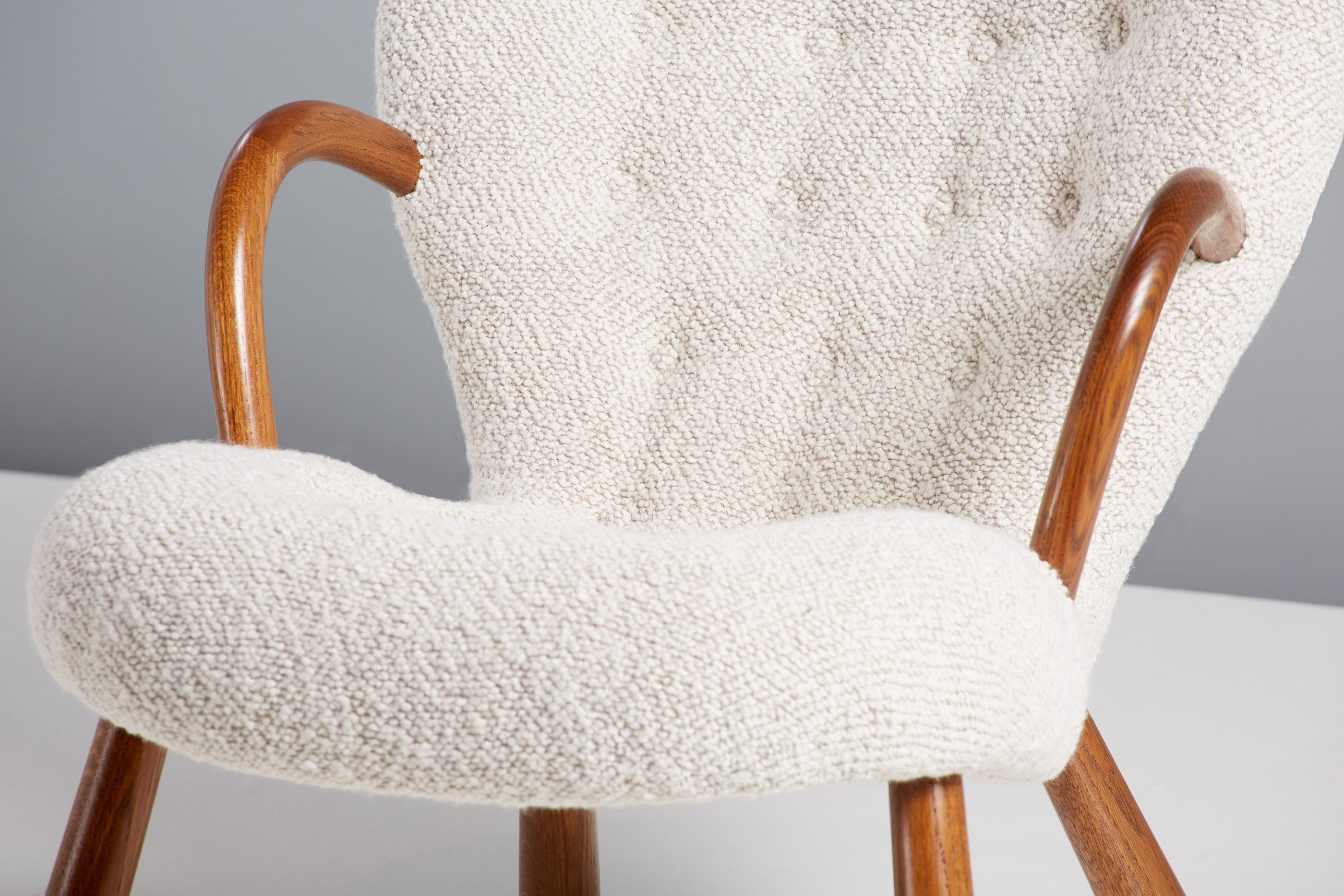 Clam Chair in Boucle Fabric by Arnold Madsen - New Edition In New Condition For Sale In London, GB
