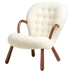 Re-Edition Clam Chair by Arnold Madsen in Boucle Fabric