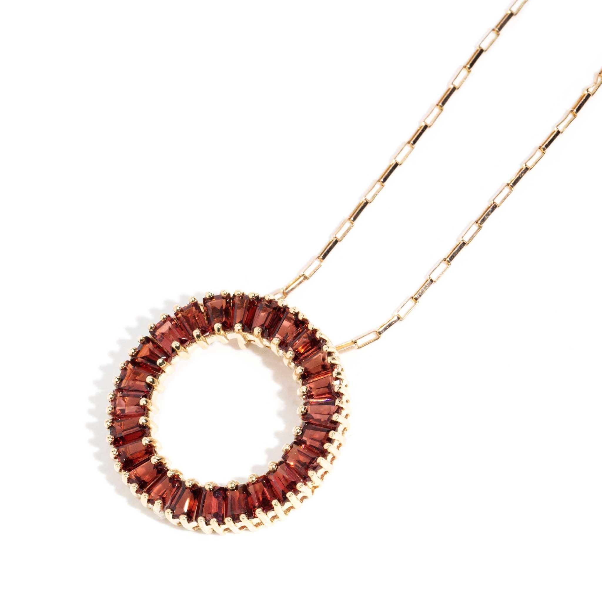 Re-invented Vintage Bright Garnet Pendant & Chain 9 Carat Yellow Gold In Good Condition In Hamilton, AU