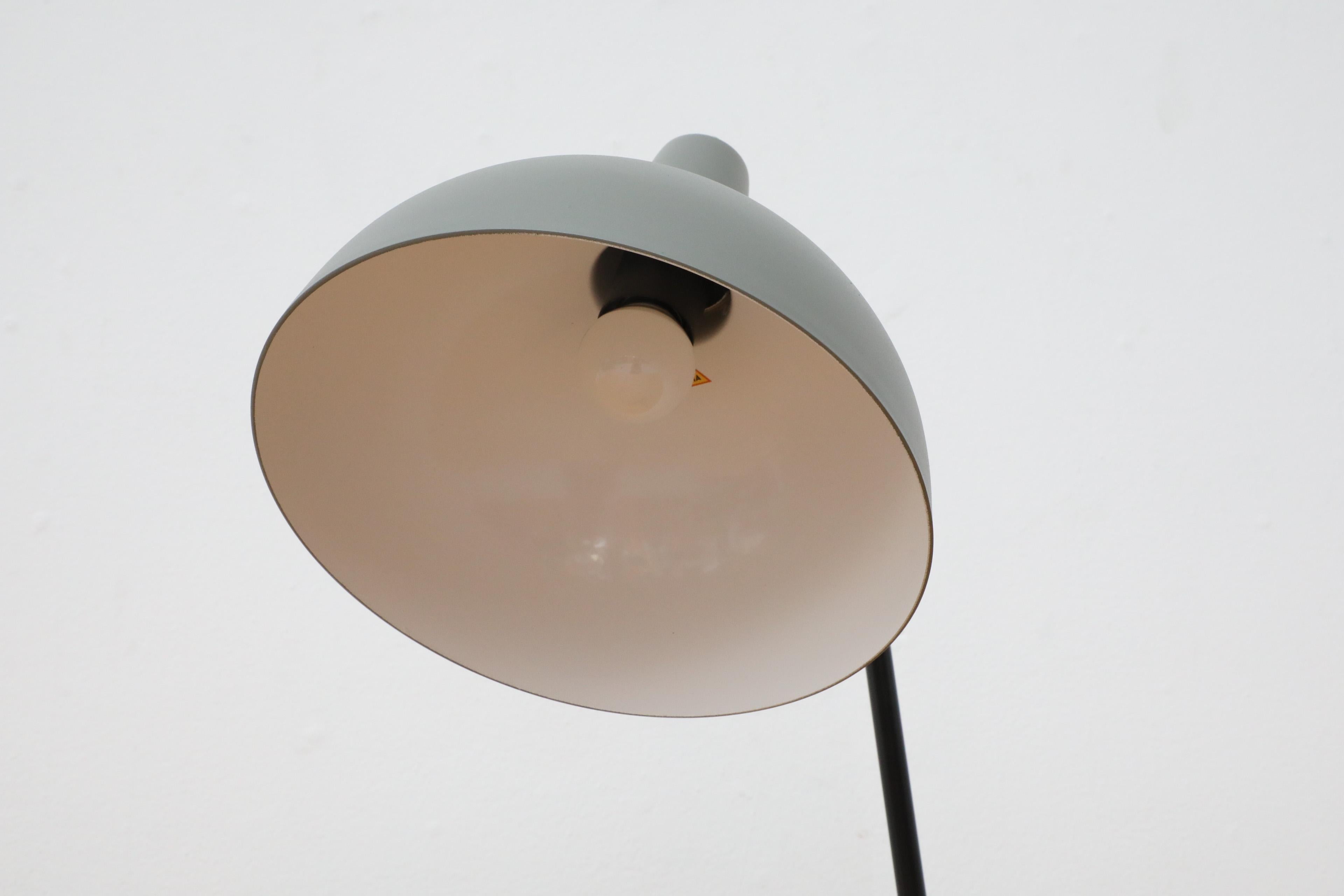 Re-issue Anvia No. 1501 'The Director' Table Lamp in Grey with Dome Shade For Sale 3