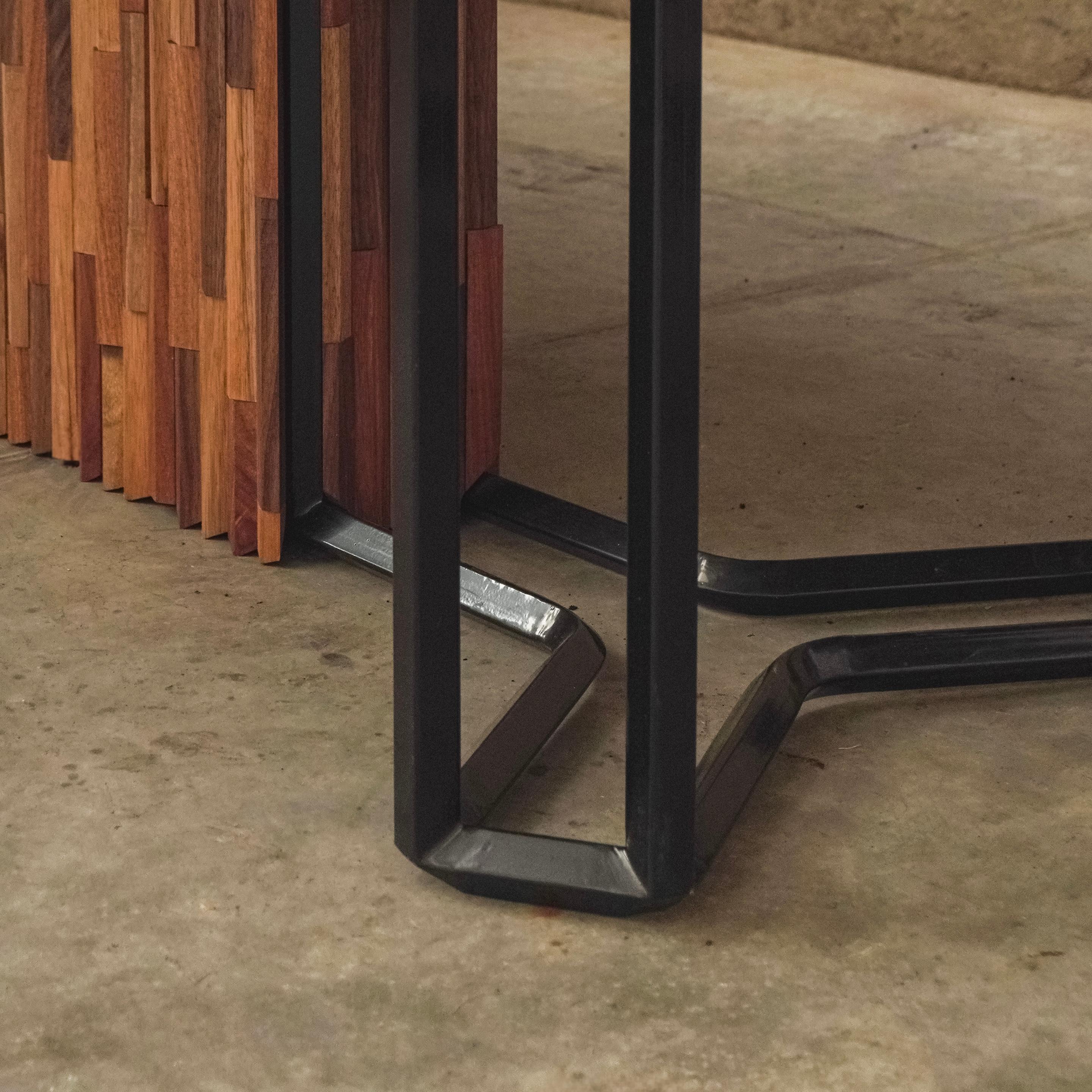 Mid-Century Modern Réédition de la table IDEA en bois de métal et marbre en vente