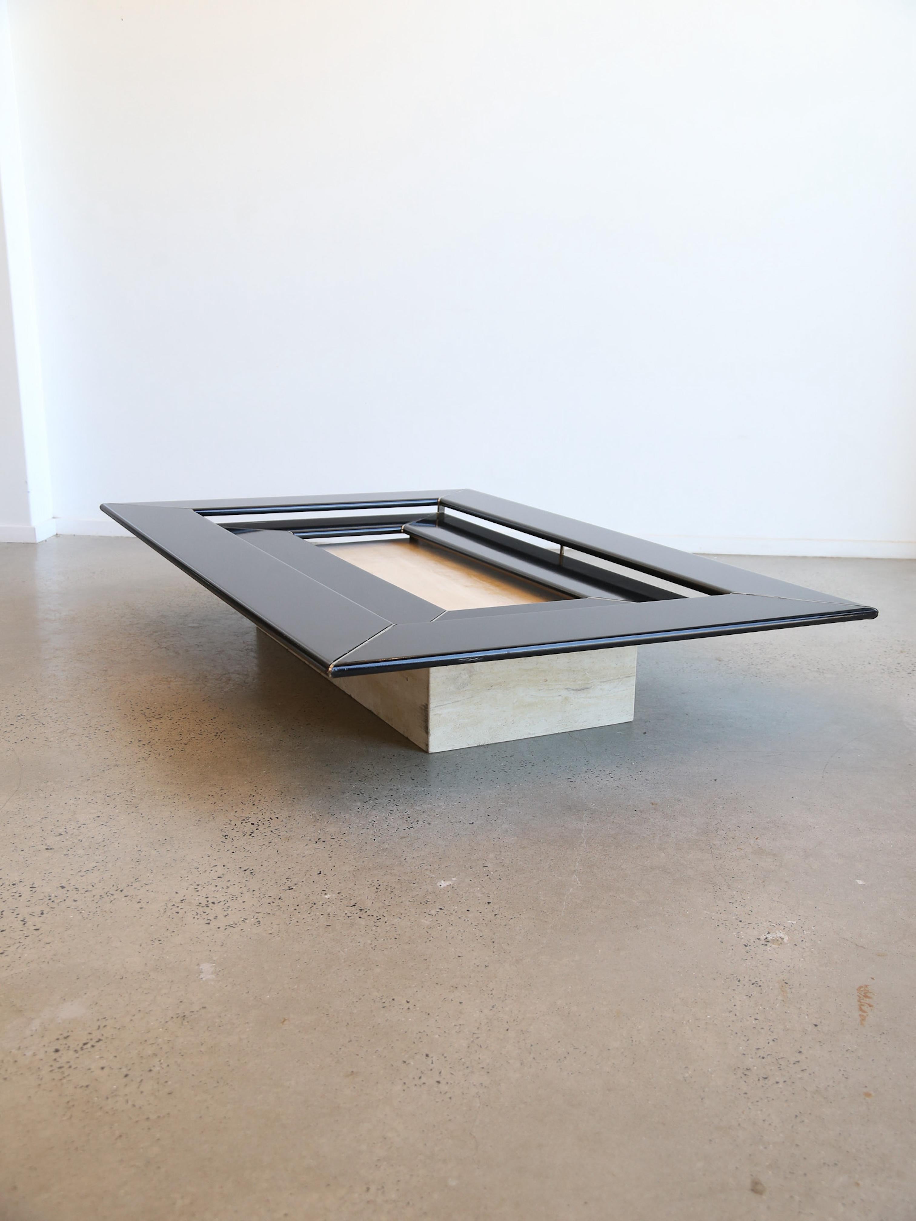 Re Quadro Coffee Table by Paolo Piva in Travertine and Lacquered Timber For Sale 4