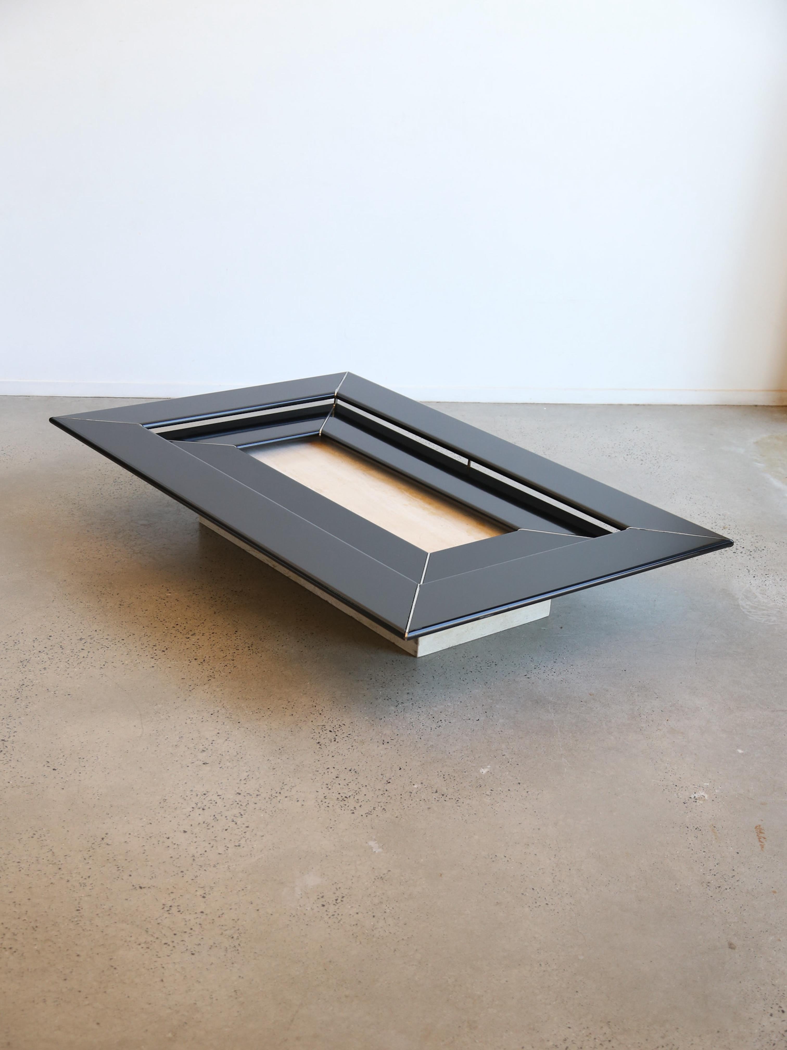 Re Quadro Coffee Table by Paolo Piva in Travertine and Lacquered Timber For Sale 3