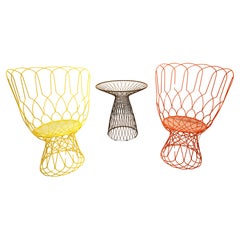 Trouve Fauteuils et table par Emu