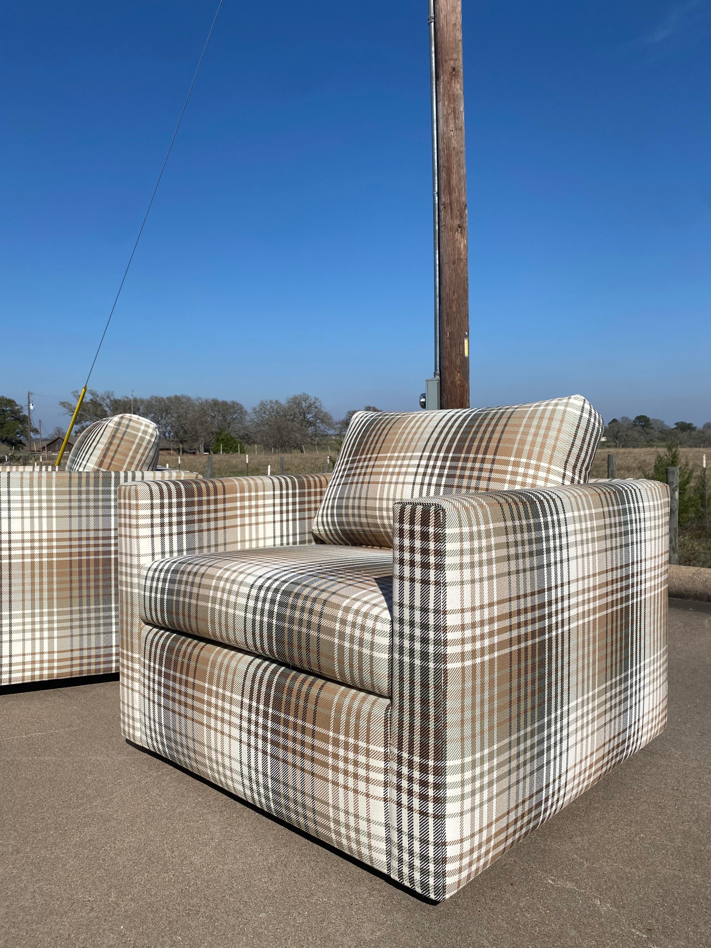 Milo Baughman-Style New Upholstery Plaid Cube Lounge Chairs, a Pair For Sale 2
