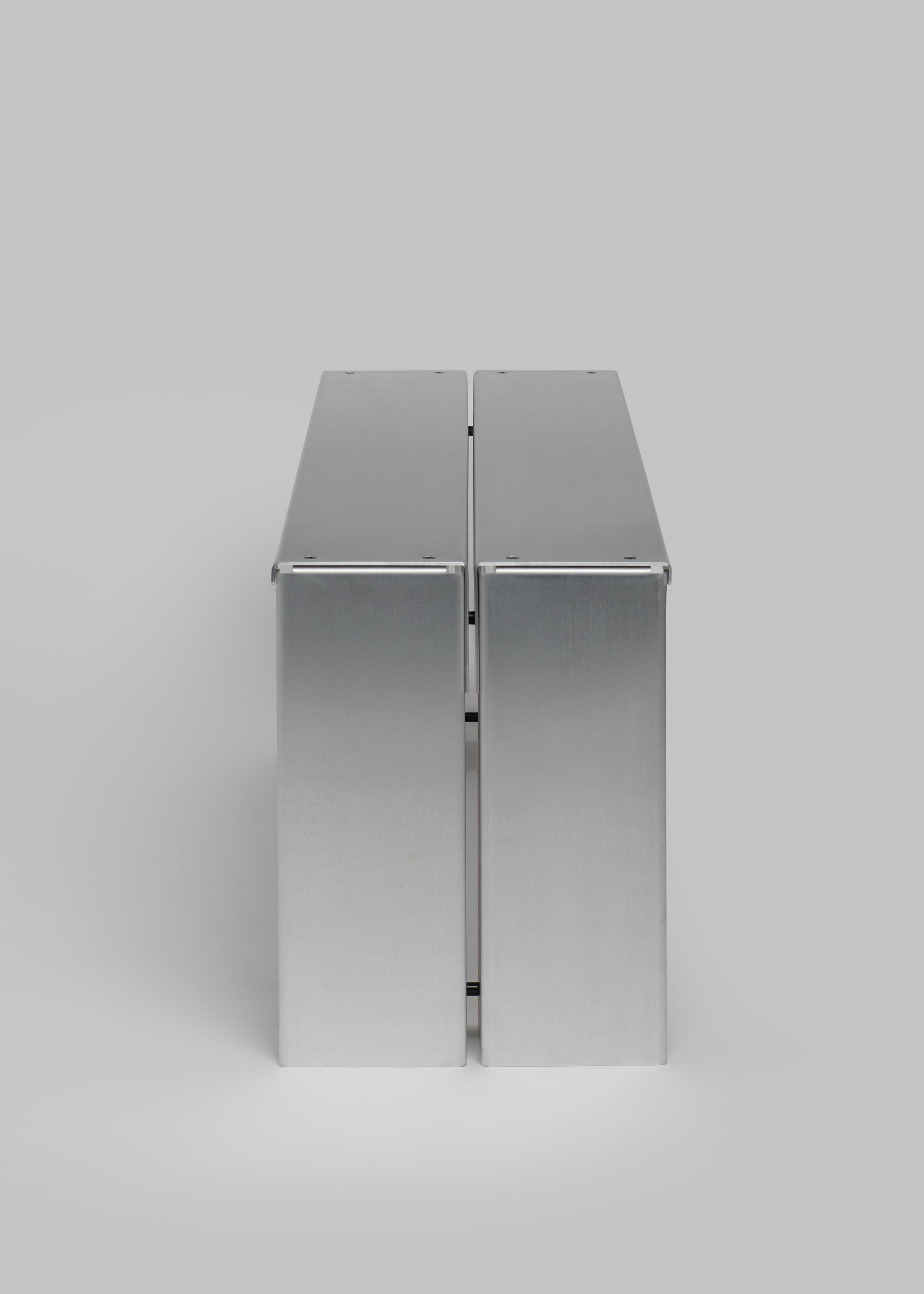 RE-WORK-Bank, gebürstetes Aluminium (Gebürstet) im Angebot