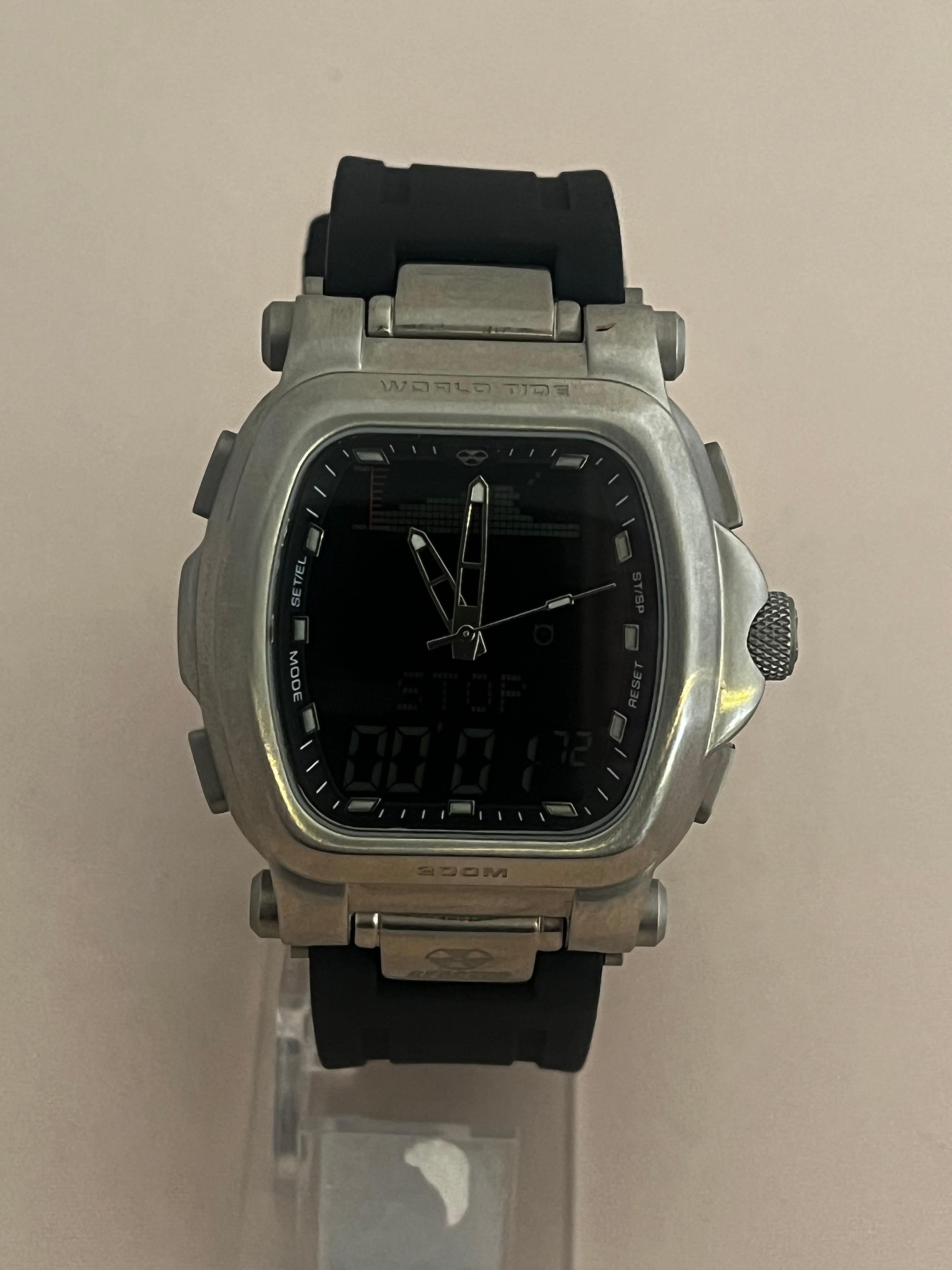 Reactor Graviton Watch, Japanese Quartz Movement, Tide Info, Water Resistance... In Excellent Condition In Canterbury, England