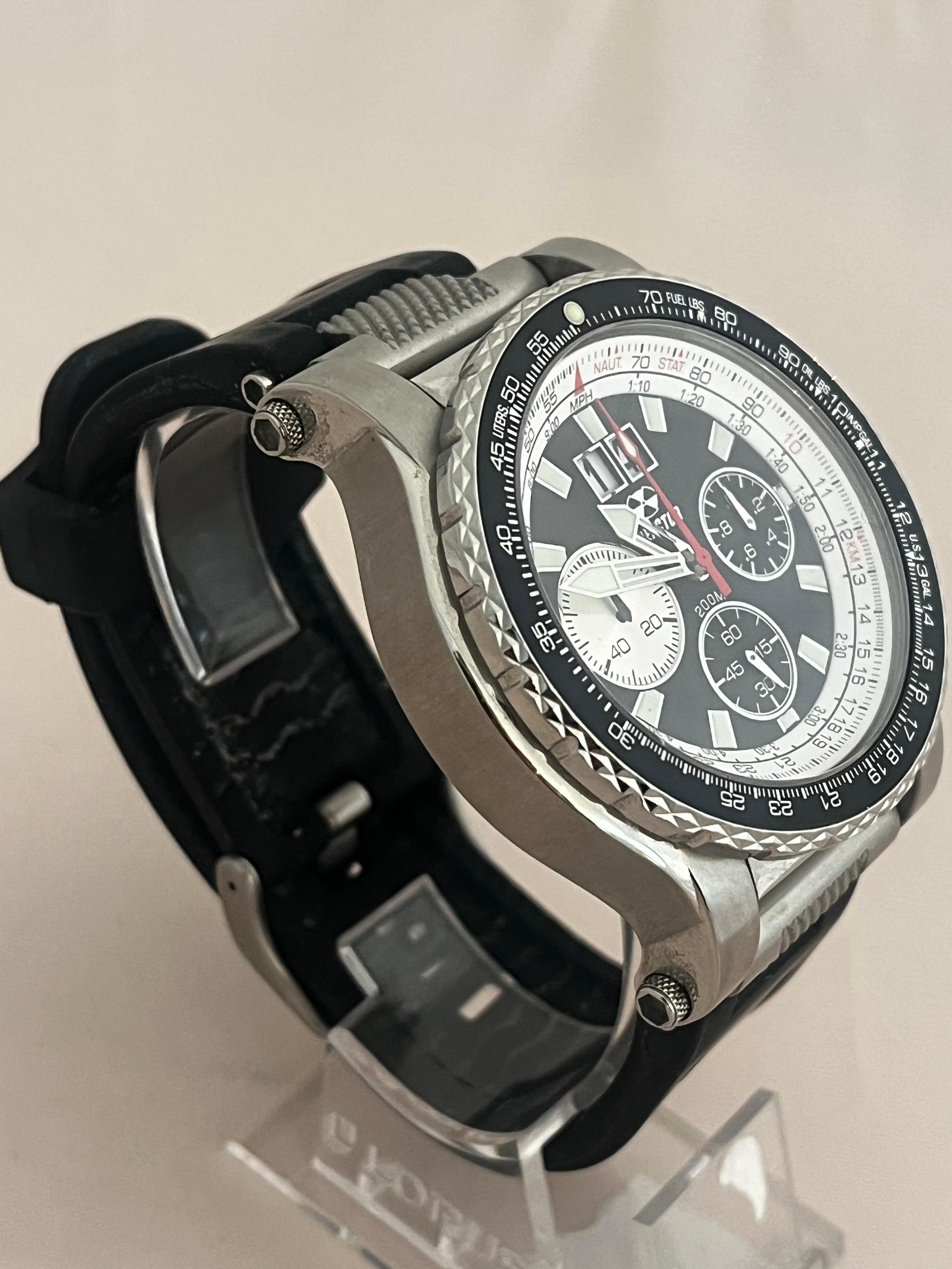 Reactor Pilot Valkrye Wristwatch, Stainless Steel, Japanese Quartz, Yr c2010. In Excellent Condition In Canterbury, England