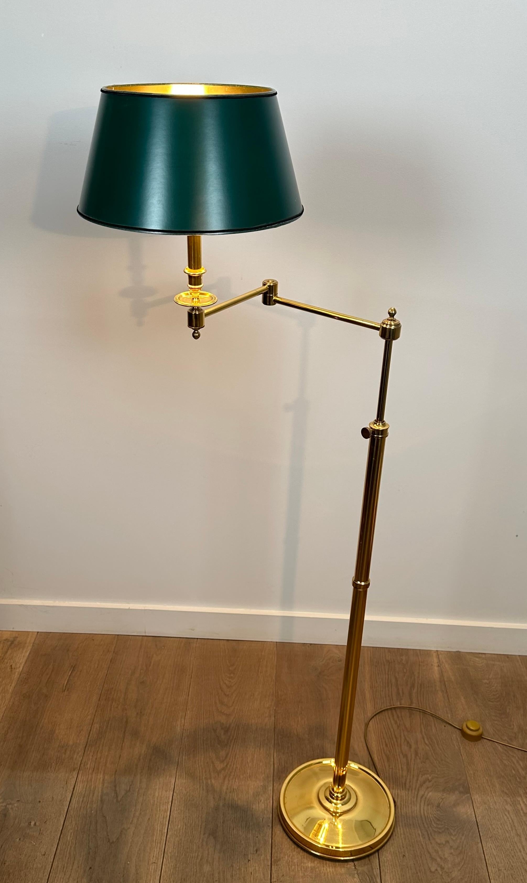 Reading Lamp with Removable Arm in Brass and Synthetic Green Painted Sheet Metal For Sale 14